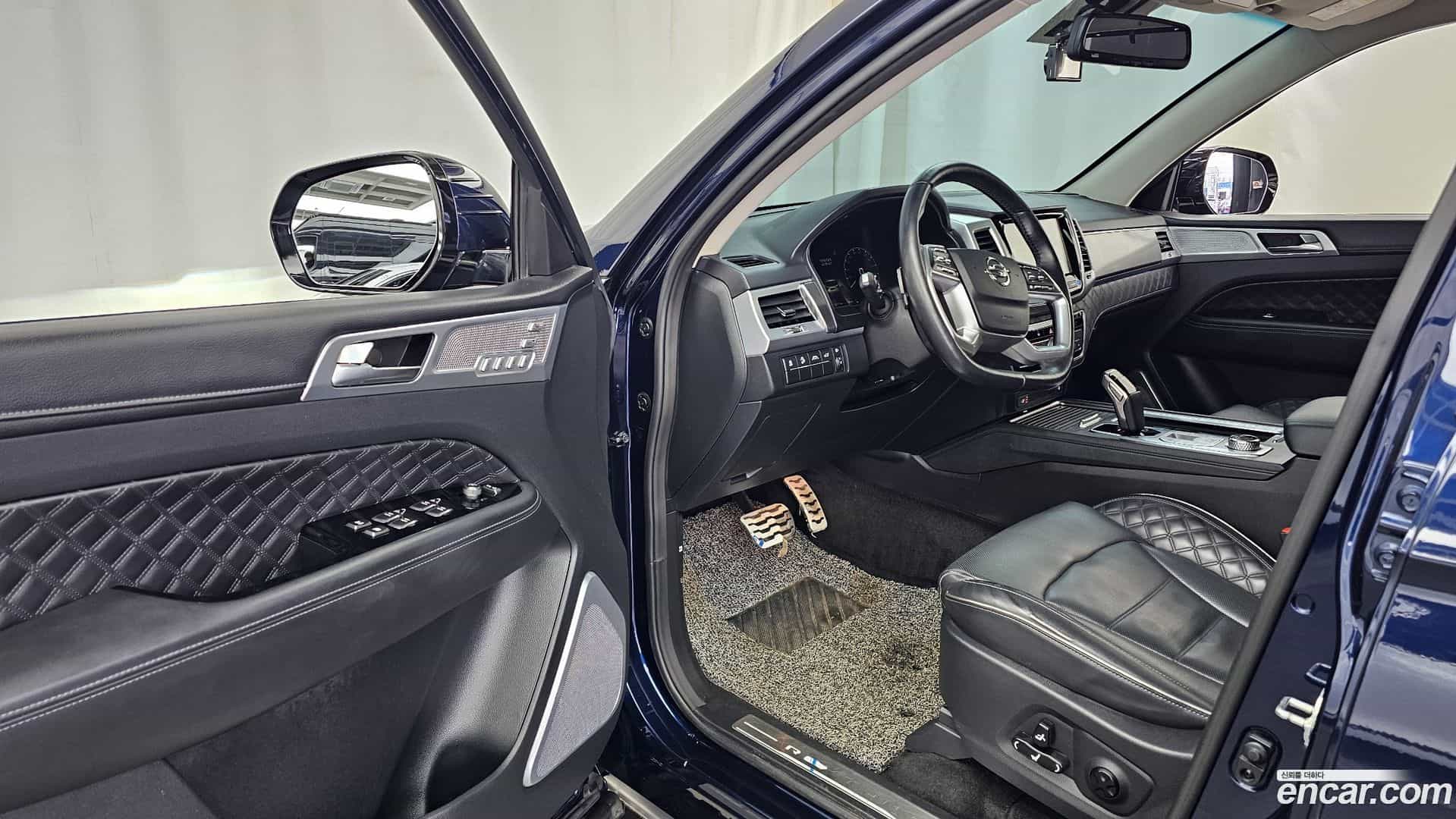 Rexton KG Mobility 2020.11-INNER-010