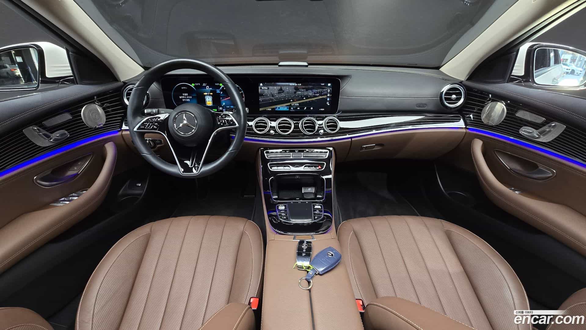 E-Class Mercedes-Benz 2023.6-INNER-007