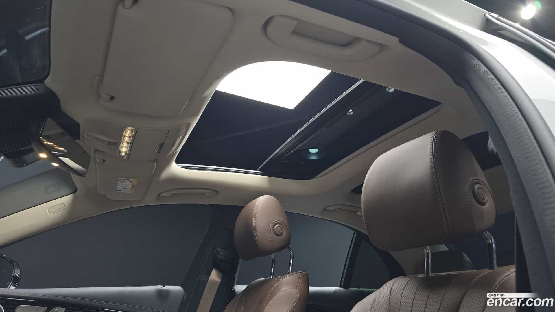E-Class Mercedes-Benz 2023.6-OPTION-023