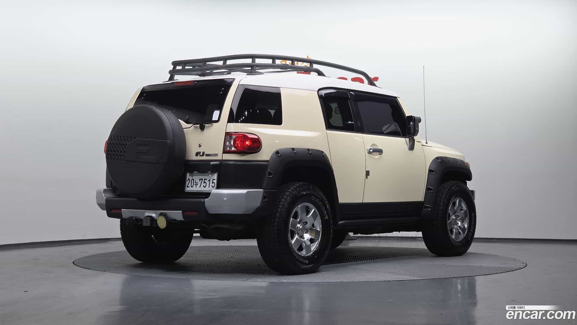 FJ Cruiser Toyota 2007.3-OUTER-002