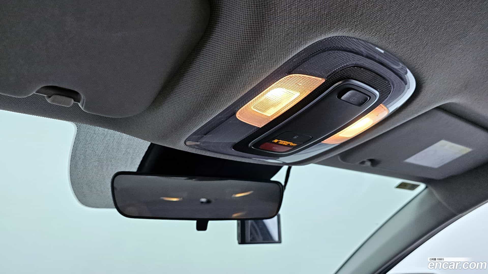 AVANTE Hyundai 2023.0-OPTION-021