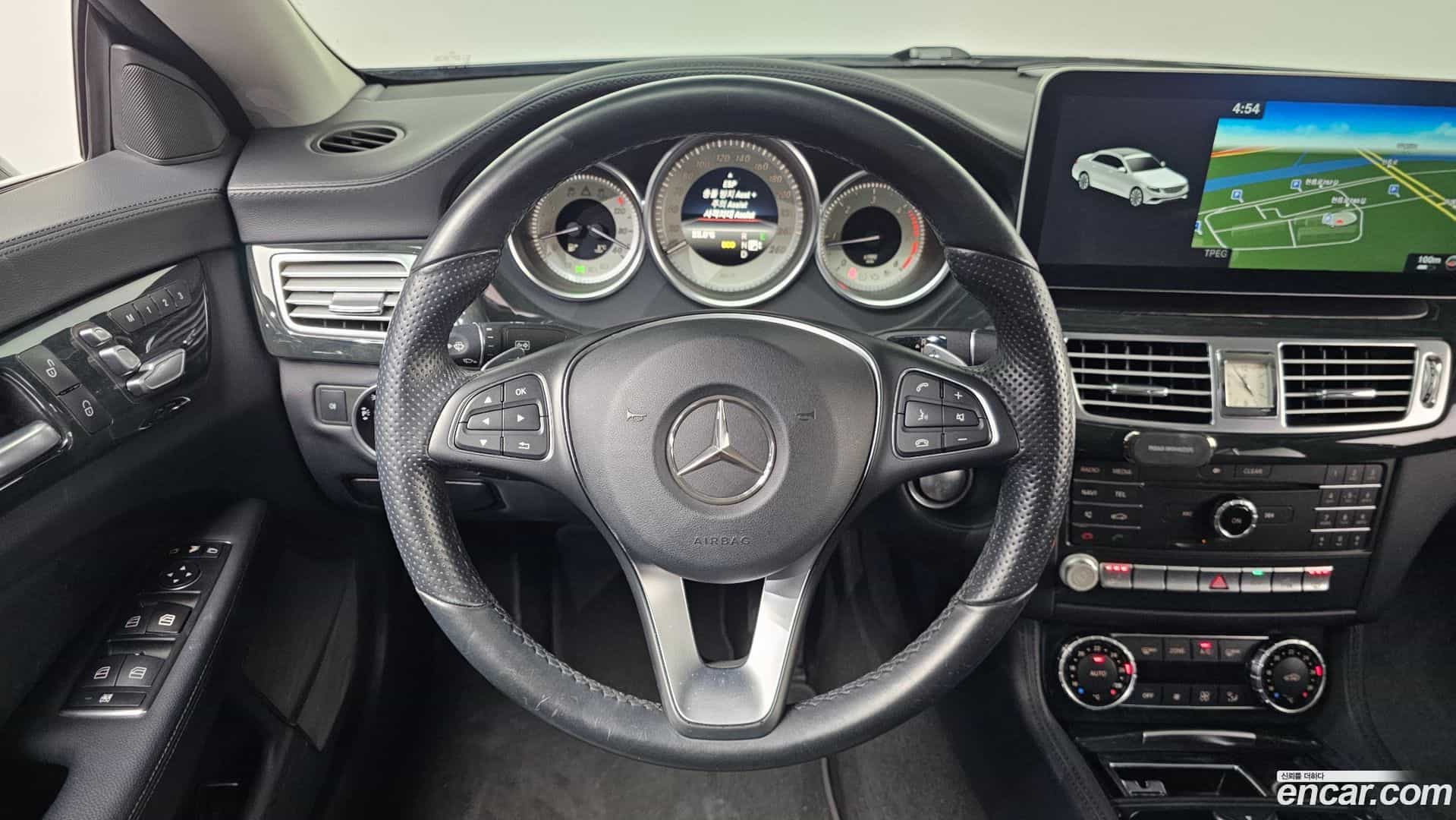 CLS-Class Mercedes-Benz 2016.2-OPTION-017