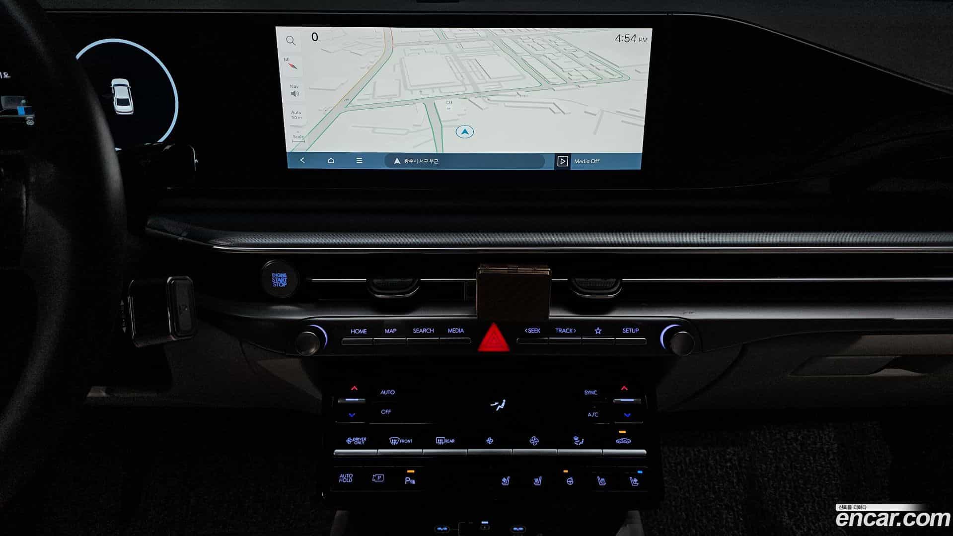 Grandeur Hyundai 2023.3-OPTION-018