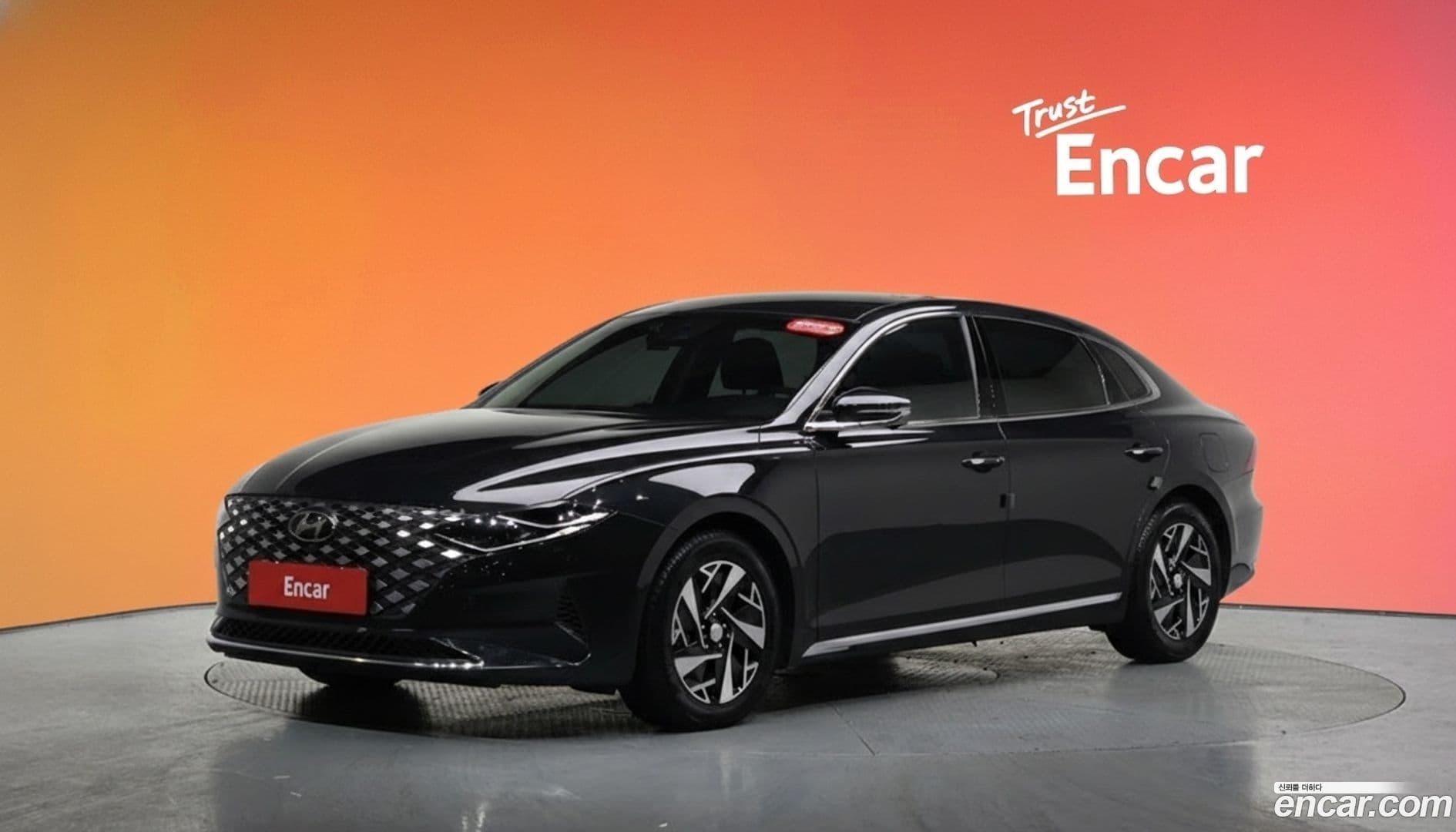 Main__Slider__Photo:Grandeur Hyundai 2020.10-0