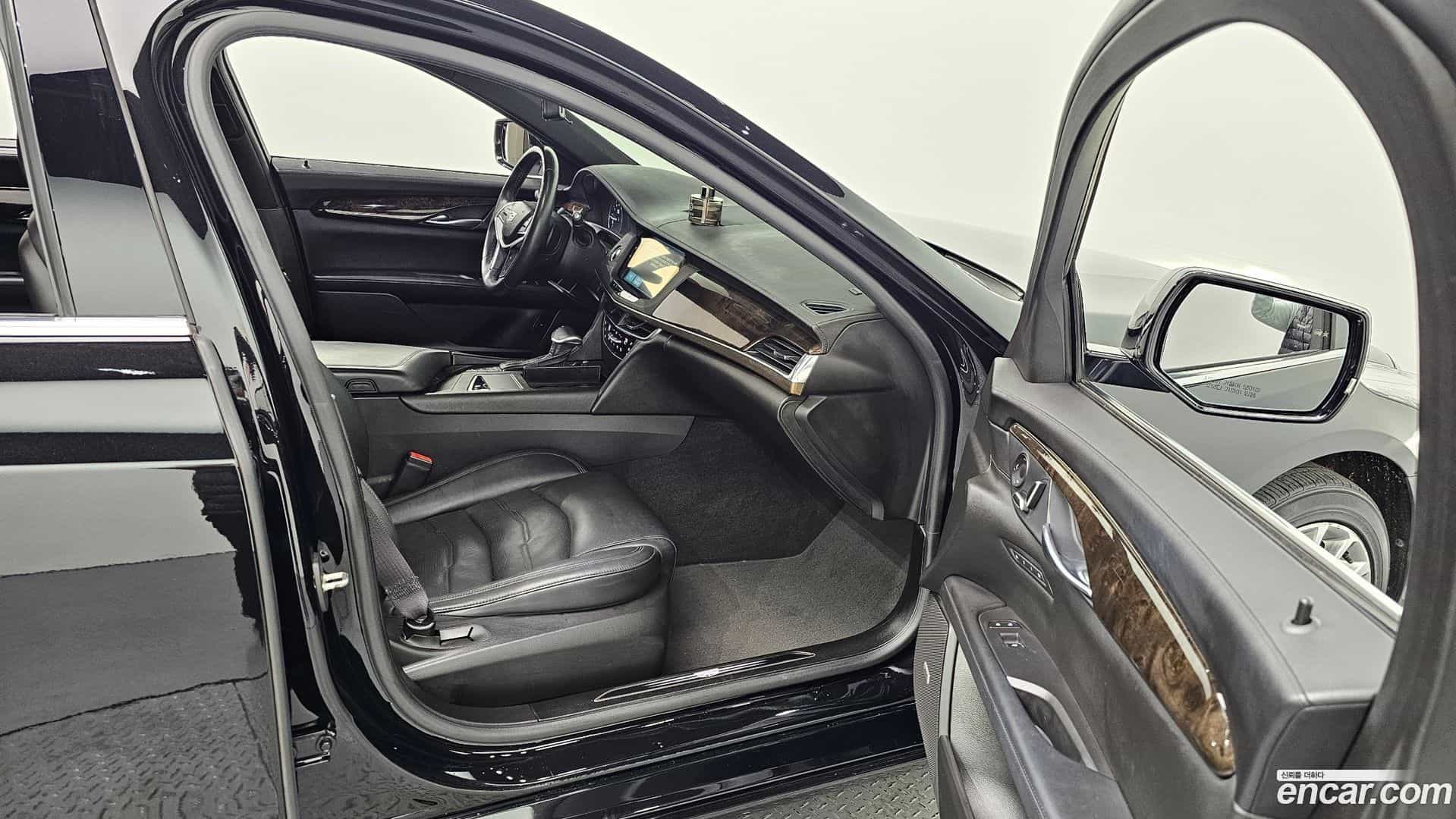 CT6 Cadillac 2016.9-INNER-010
