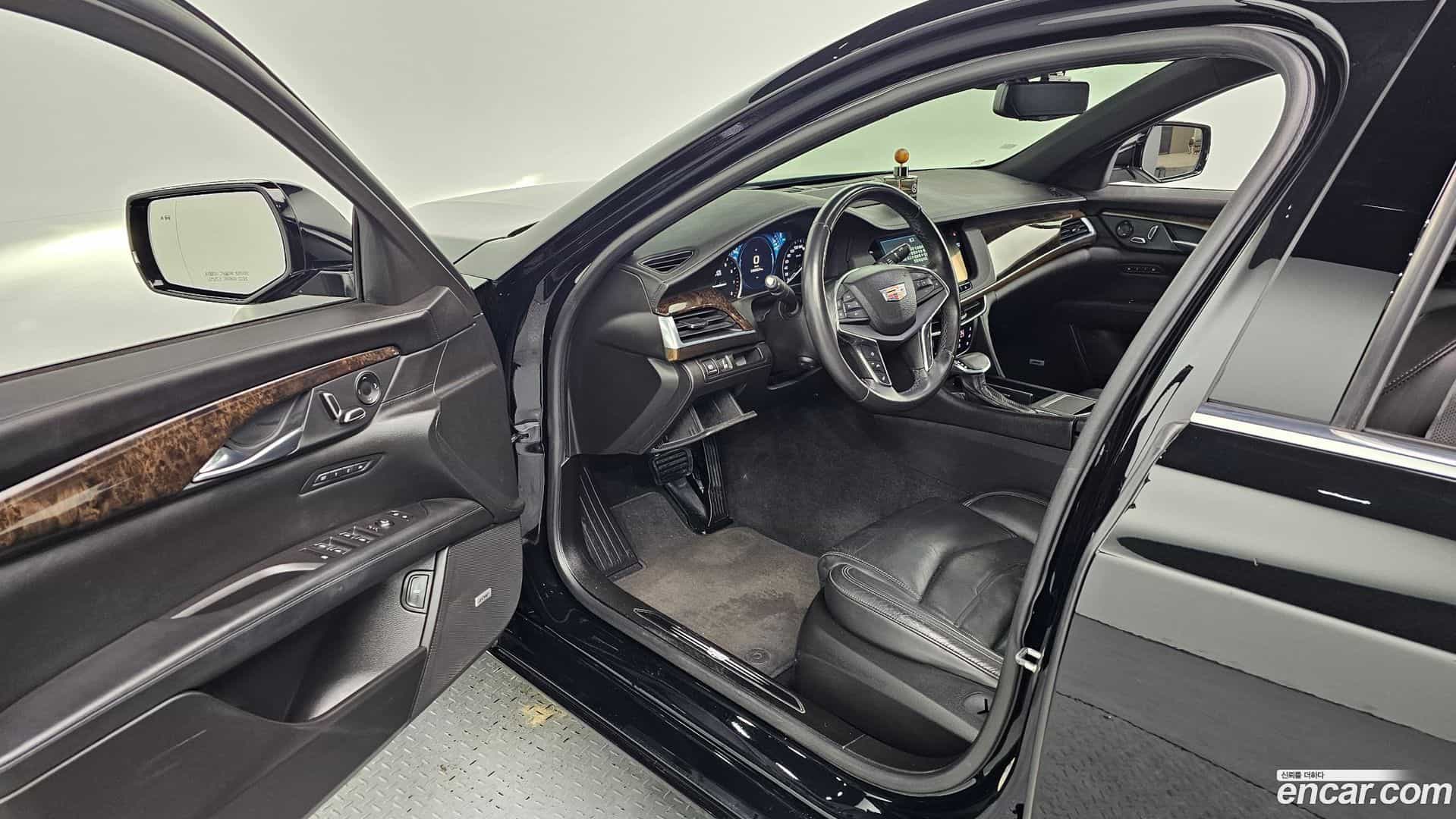 CT6 Cadillac 2016.9-OPTION-015