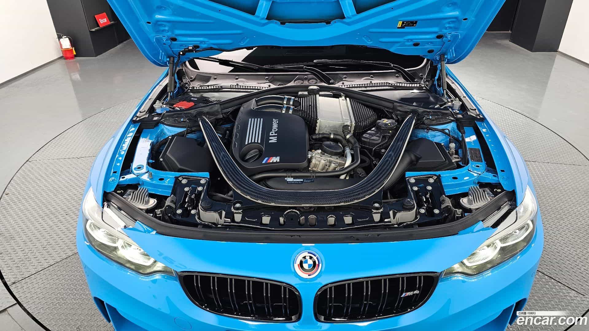 M4 BMW 2020.4-INNER-006