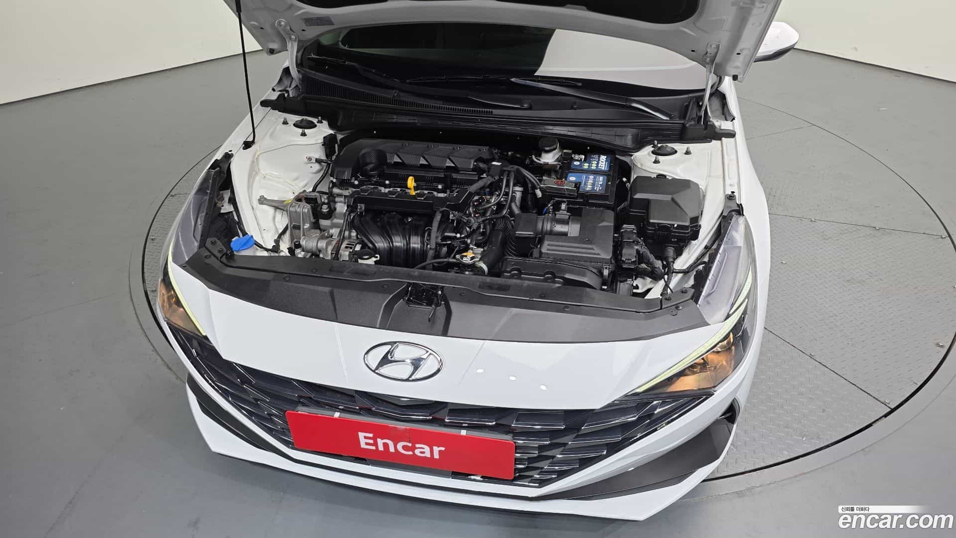 AVANTE Hyundai 2021.1-INNER-006