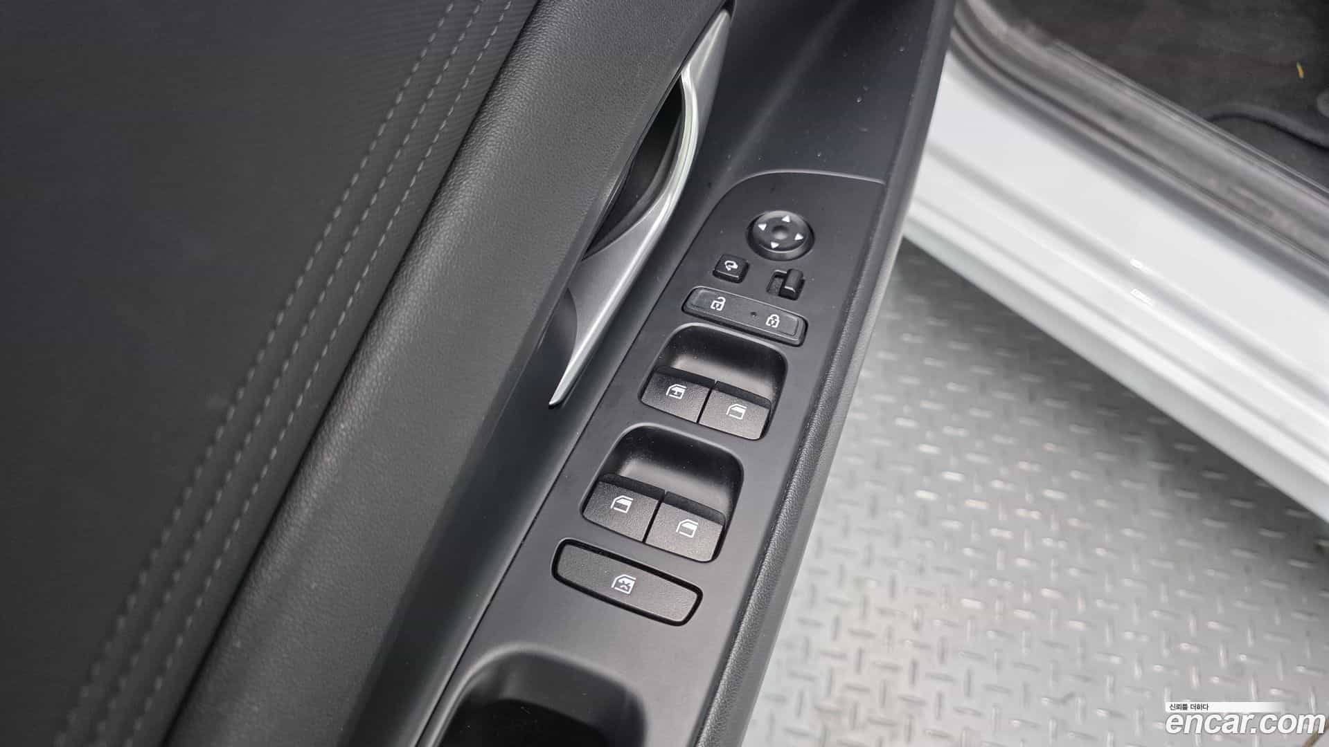 AVANTE Hyundai 2021.1-OPTION-018