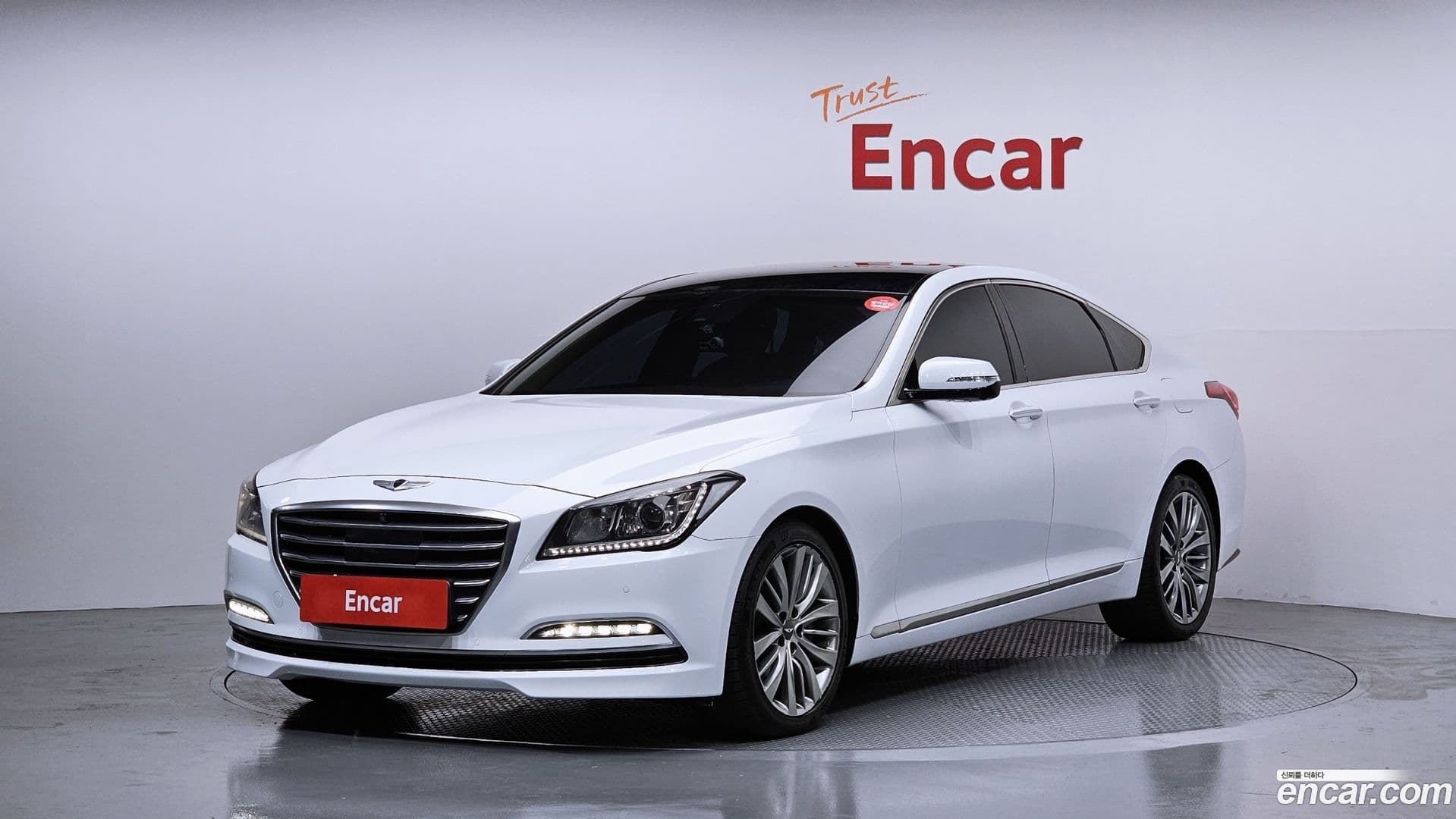 Main__Slider__Photo:Genesis Hyundai 2015.8-0