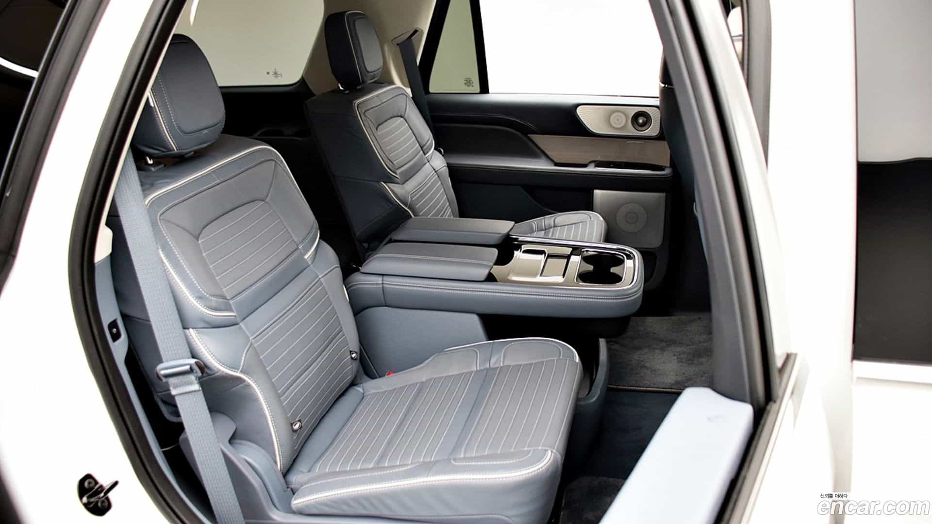 Navigator Lincoln 2023.5-OPTION-017