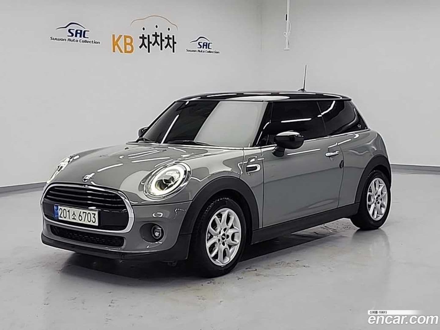 Main__Slider__Photo:Cooper Mini 2021.3-0