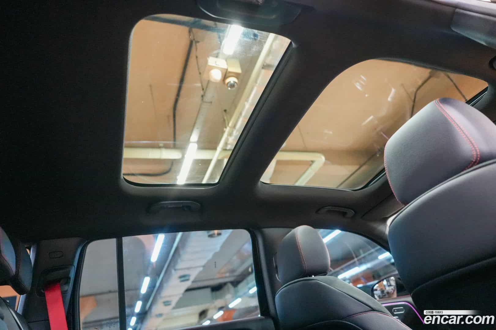 GLB-Class Mercedes-Benz 2025.6-OPTION-022