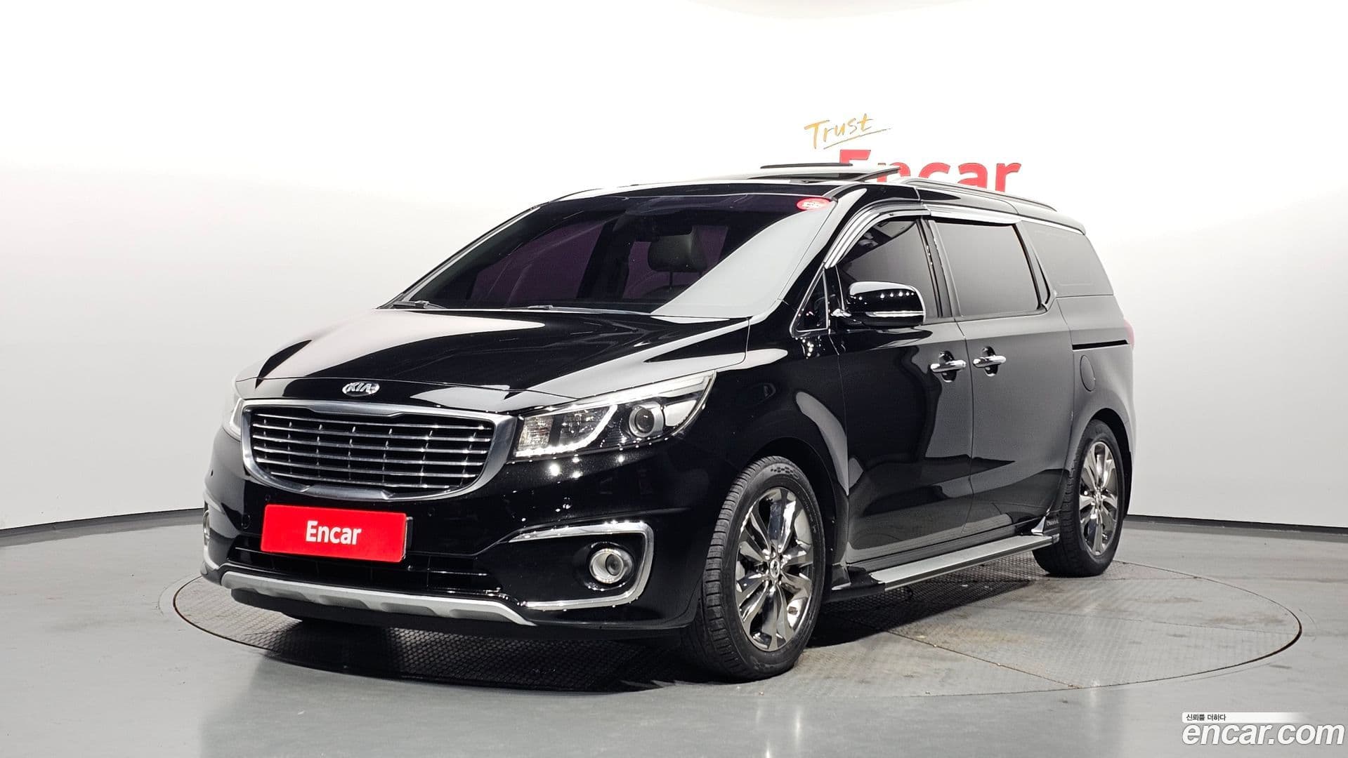 Main__Slider__Photo:Canival Kia 2015.5-0