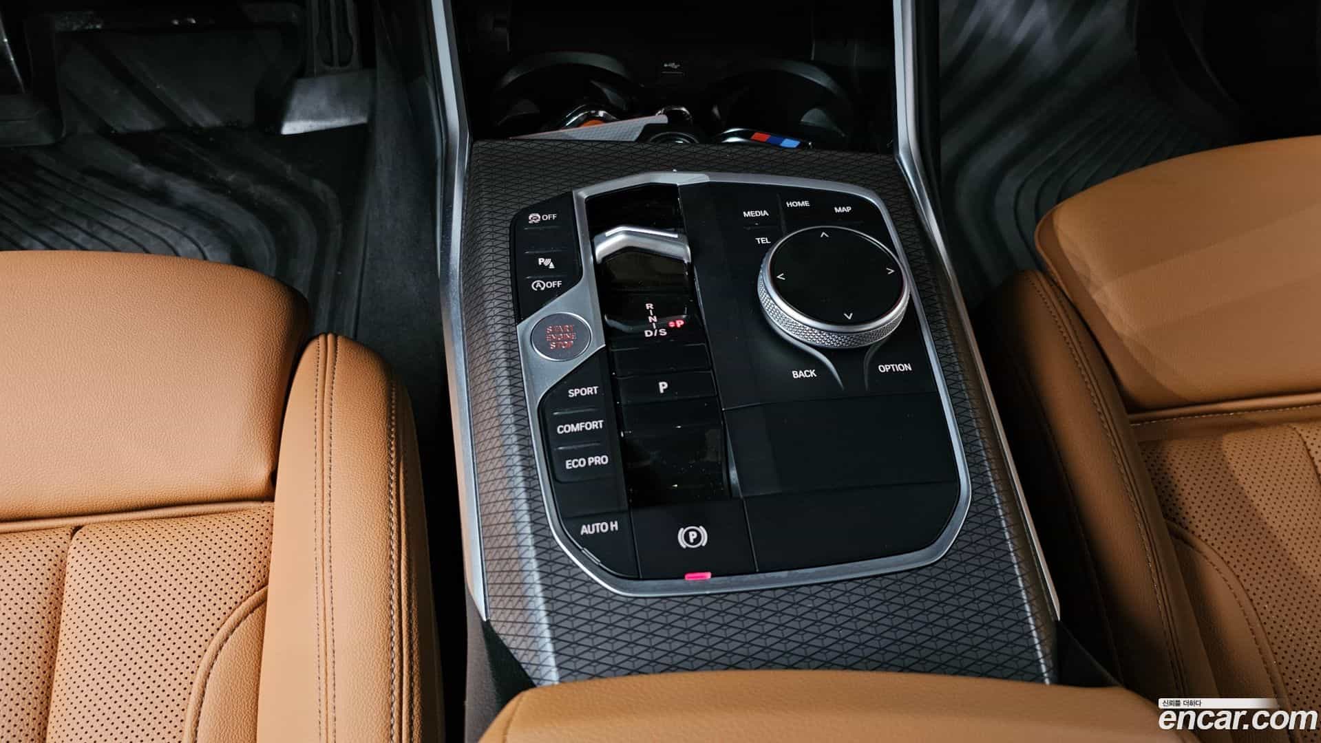 3-Series BMW 2024.0-INNER-009