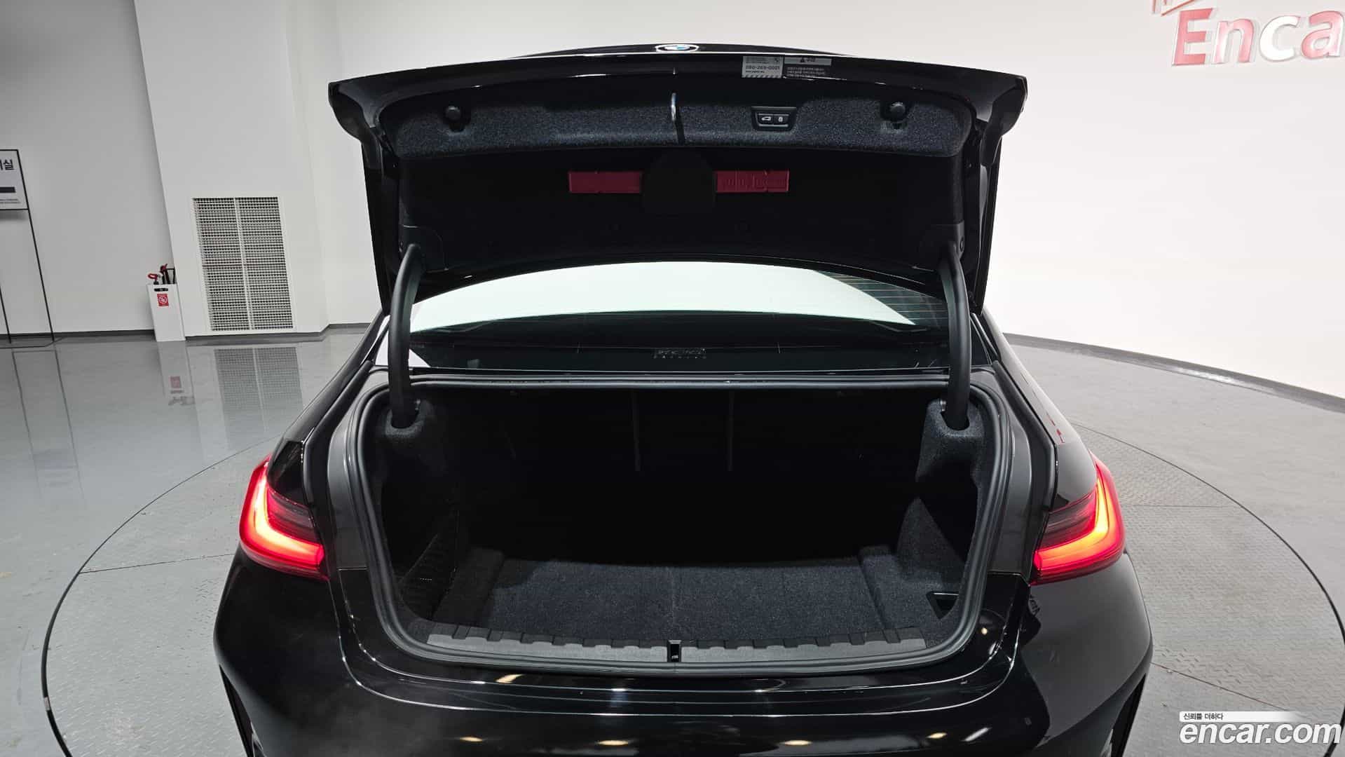 3-Series BMW 2024.0-OPTION-024