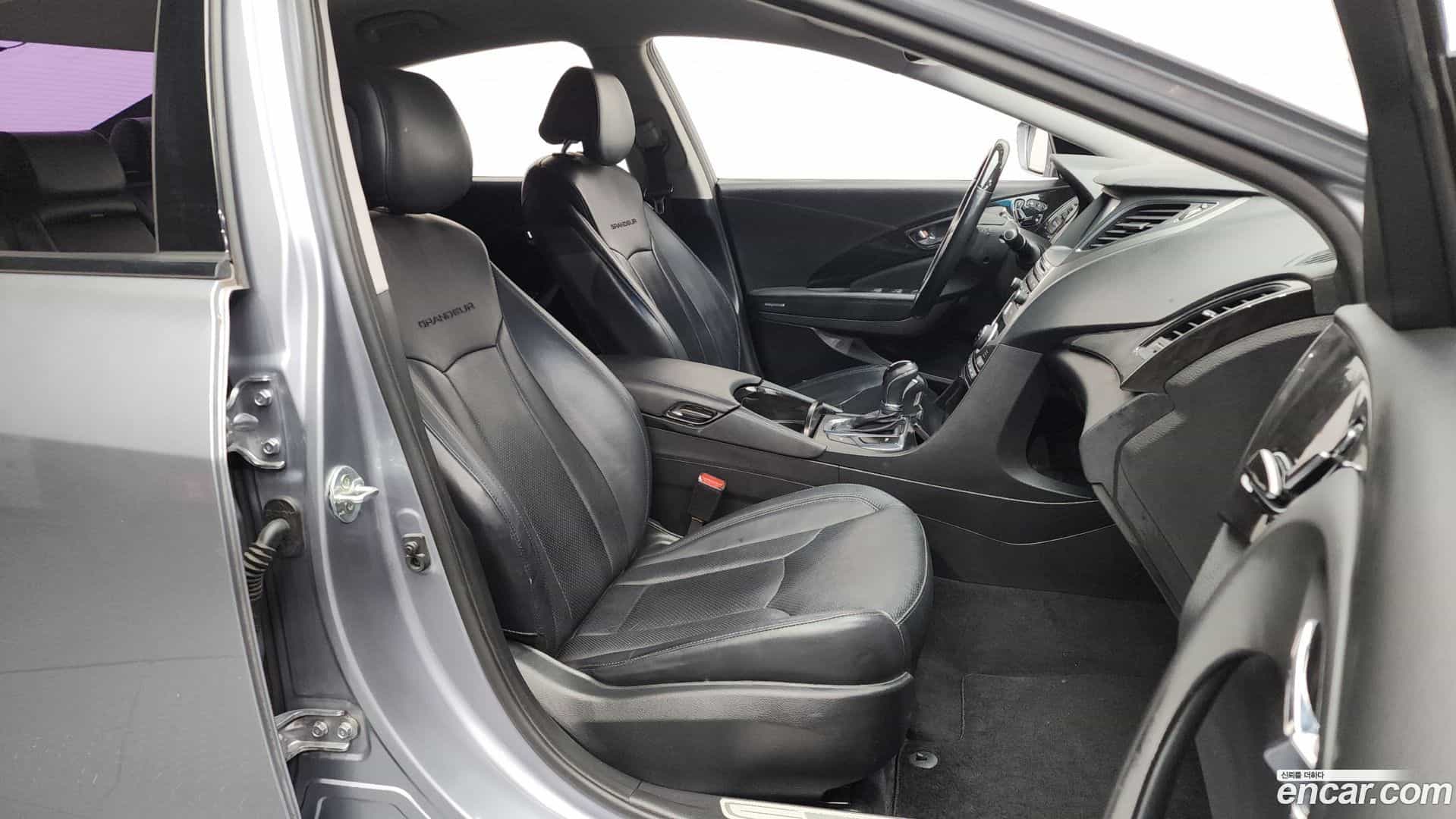 Grandeur Hyundai 2015.3-OPTION-015