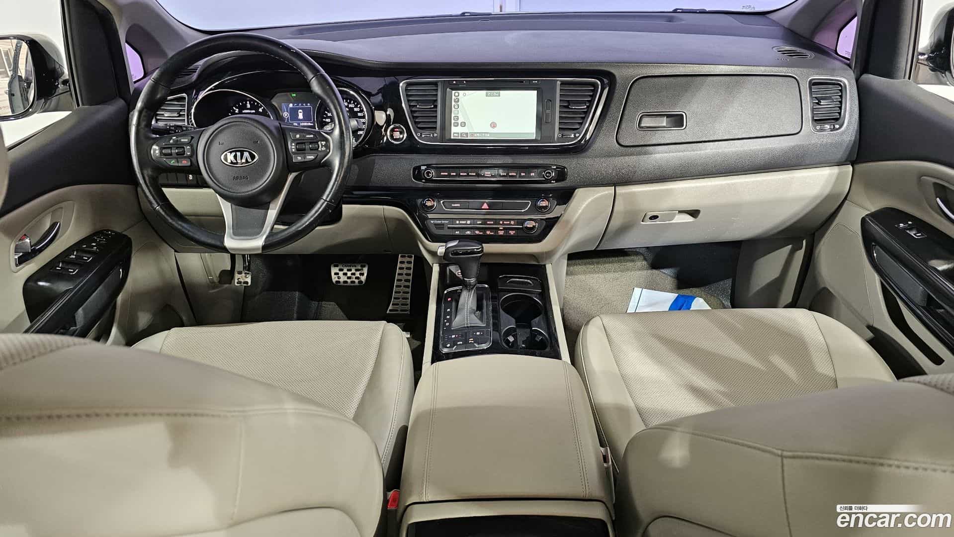 Canival Kia 2015.10-INNER-007