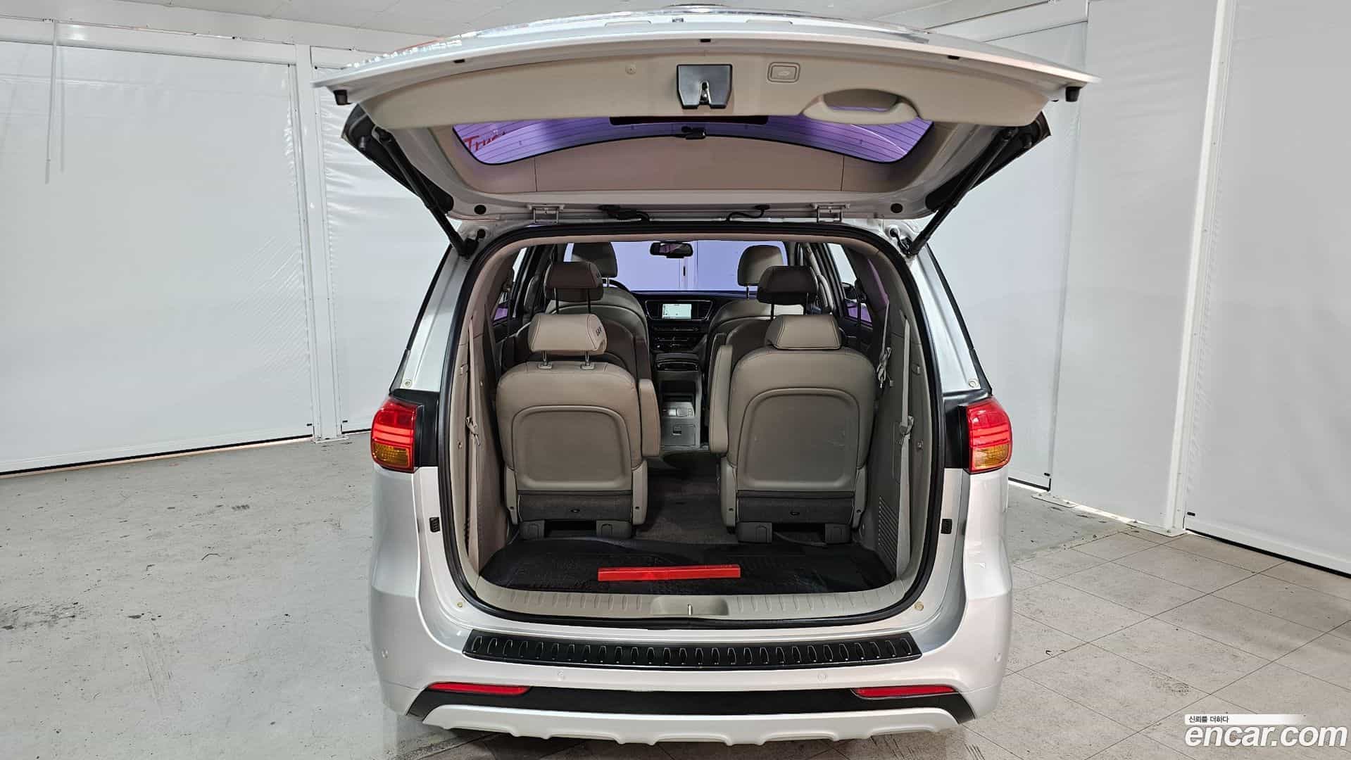 Canival Kia 2015.10-OPTION-023