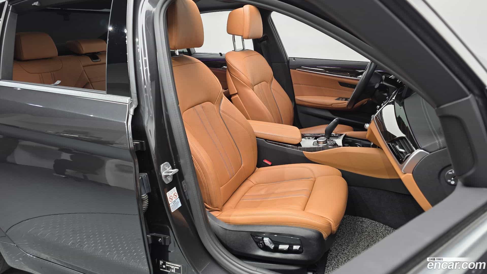 5-Series BMW 2022.4-INNER-010