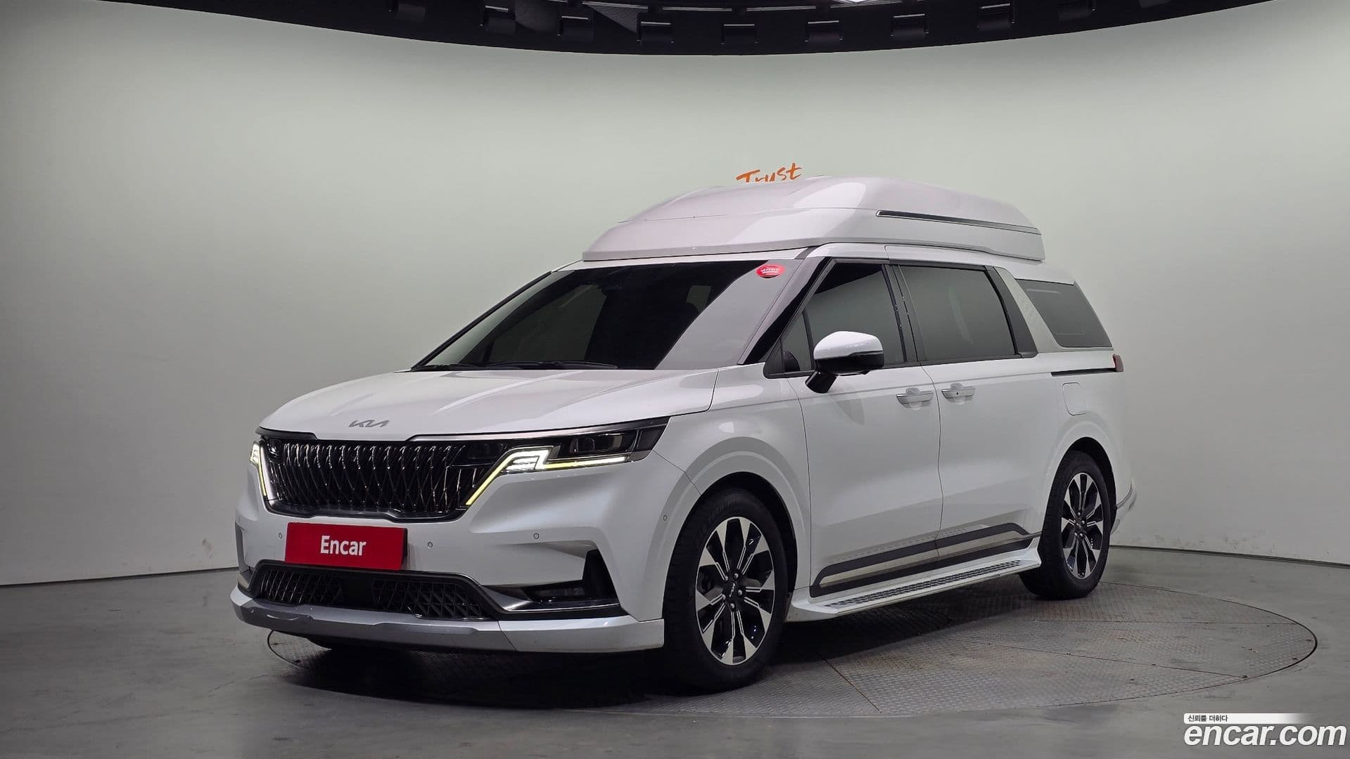 Main__Slider__Photo:Canival Kia 2022.2-0