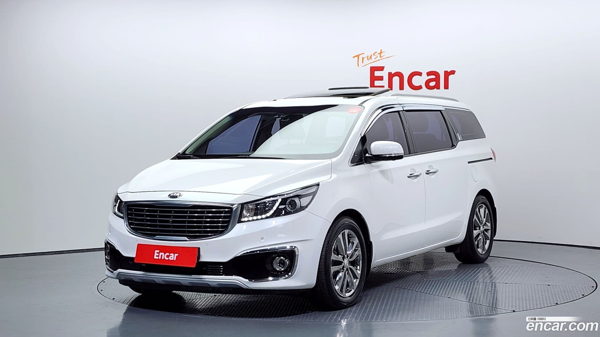 Main__Slider__Photo:Canival Kia 2017.7-0