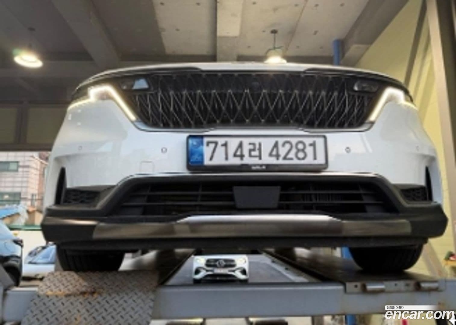 Main__Slider__Photo:Canival Kia 2023.0-0