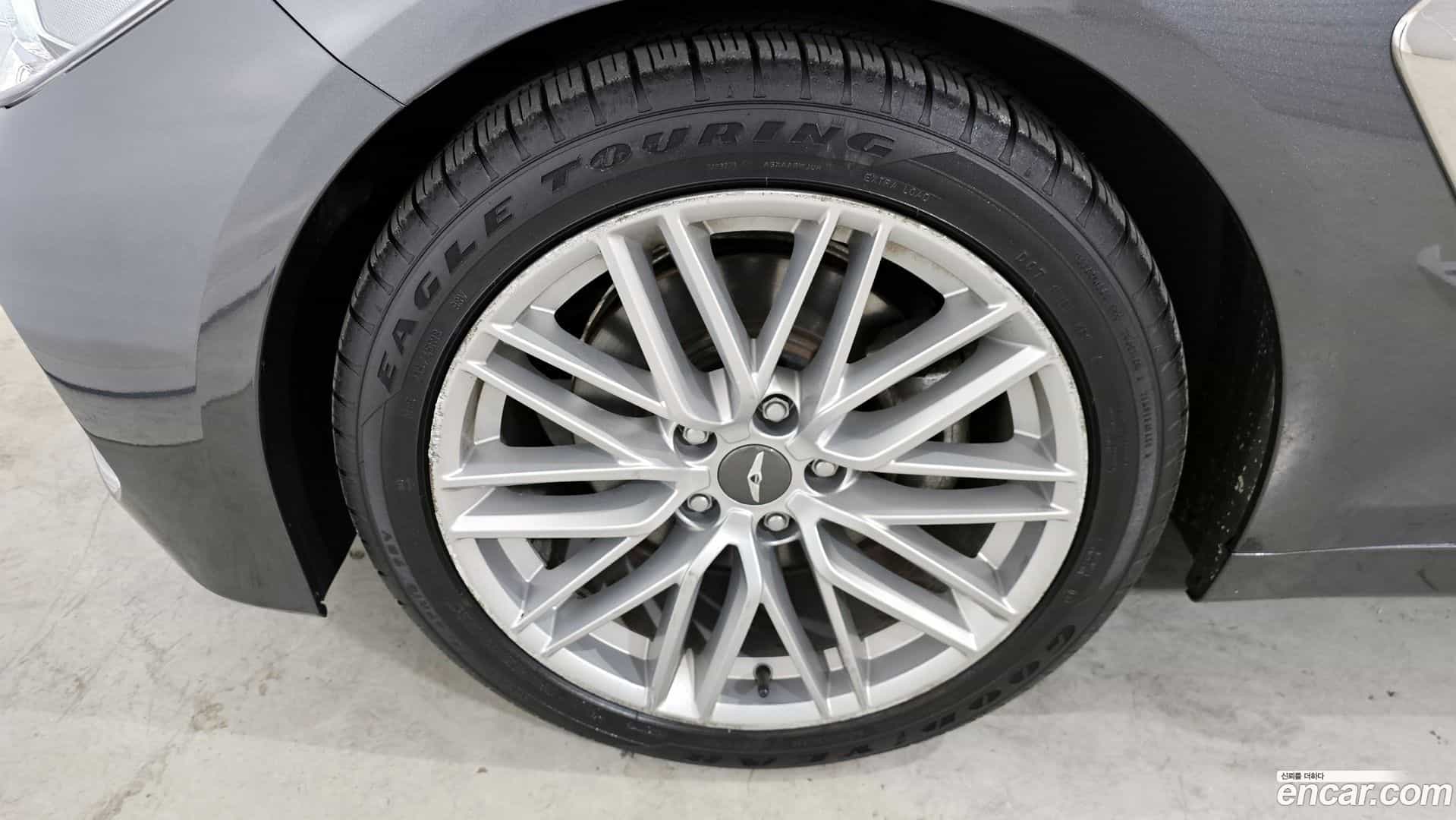G70 Genesis 2019.10-OUTER-005