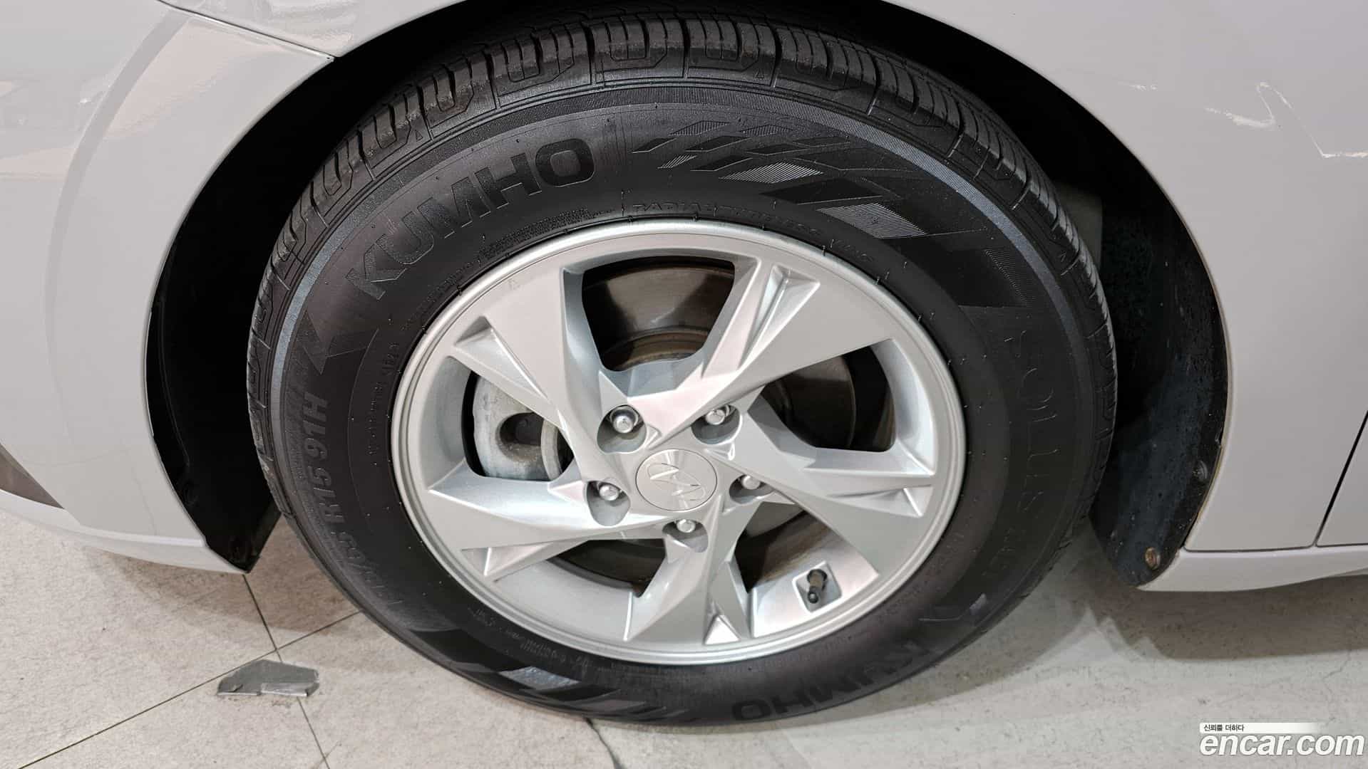 AVANTE Hyundai 2021.1-OUTER-005