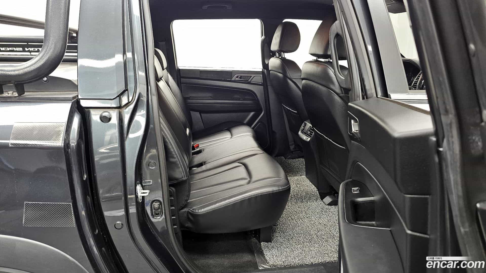 Rexton KG Mobility 2021.7-OPTION-016