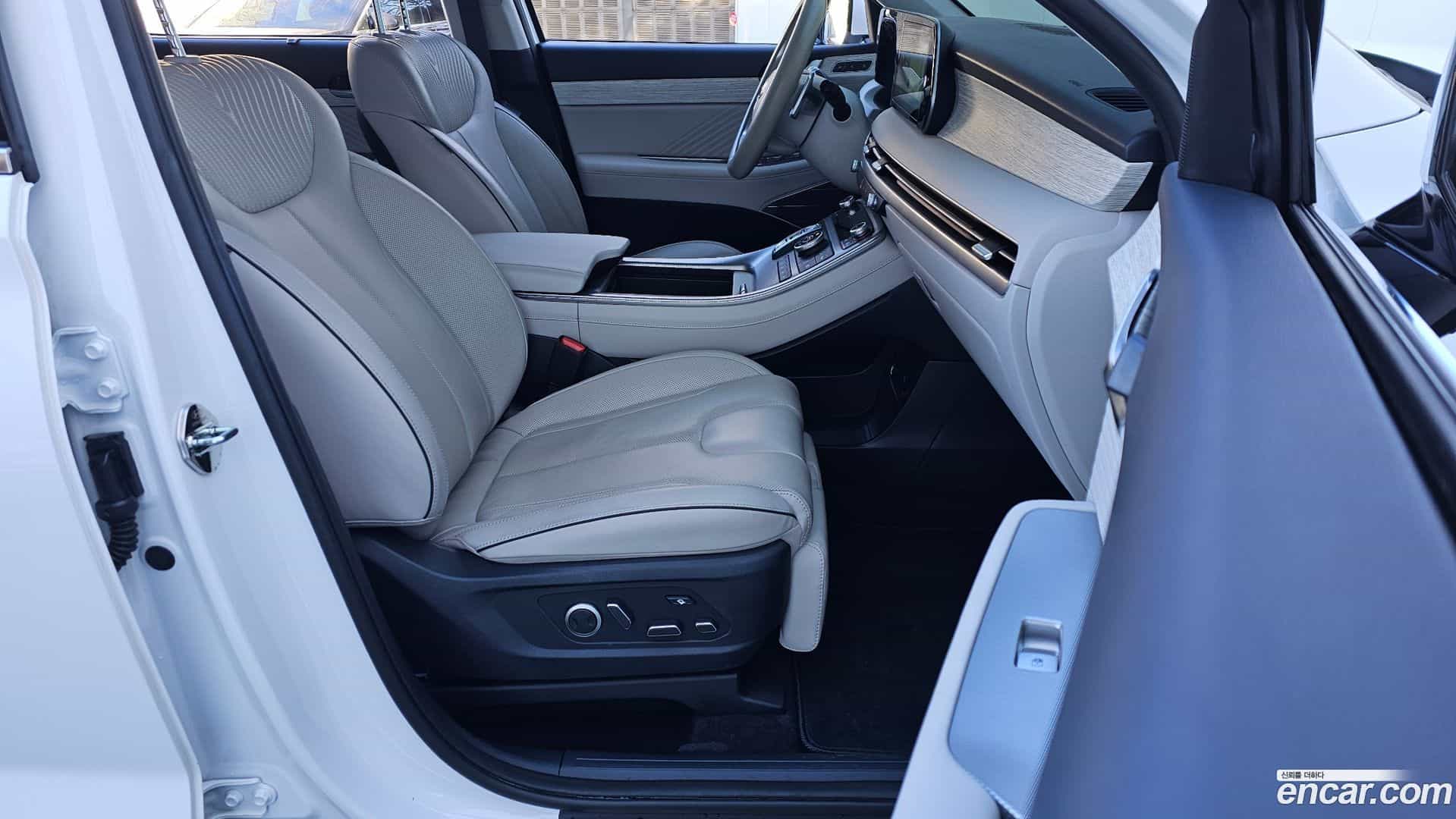 Palisade Hyundai 2023.9-INNER-010