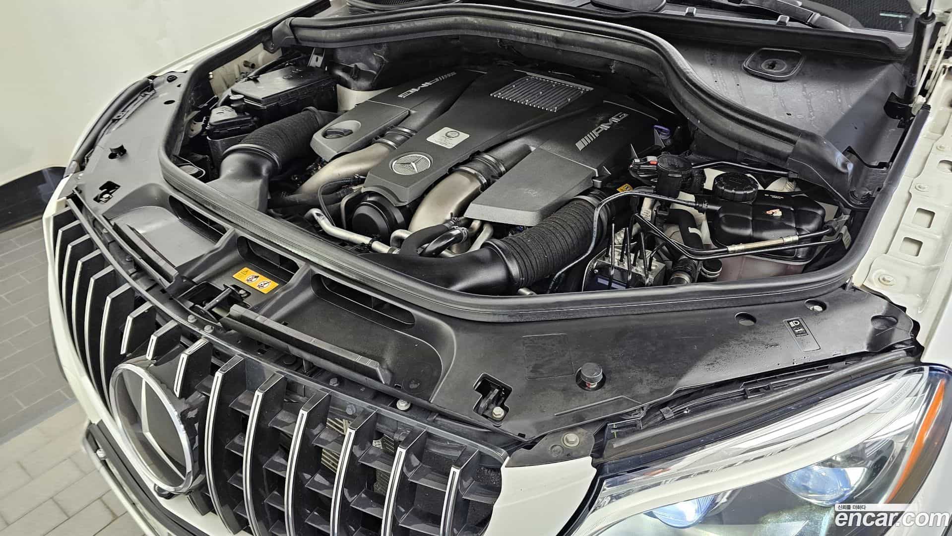 GLE-Class Mercedes-Benz 2018.11-INNER-006