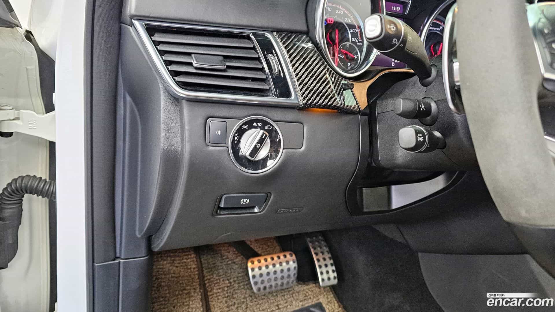 GLE-Class Mercedes-Benz 2018.11-OPTION-020