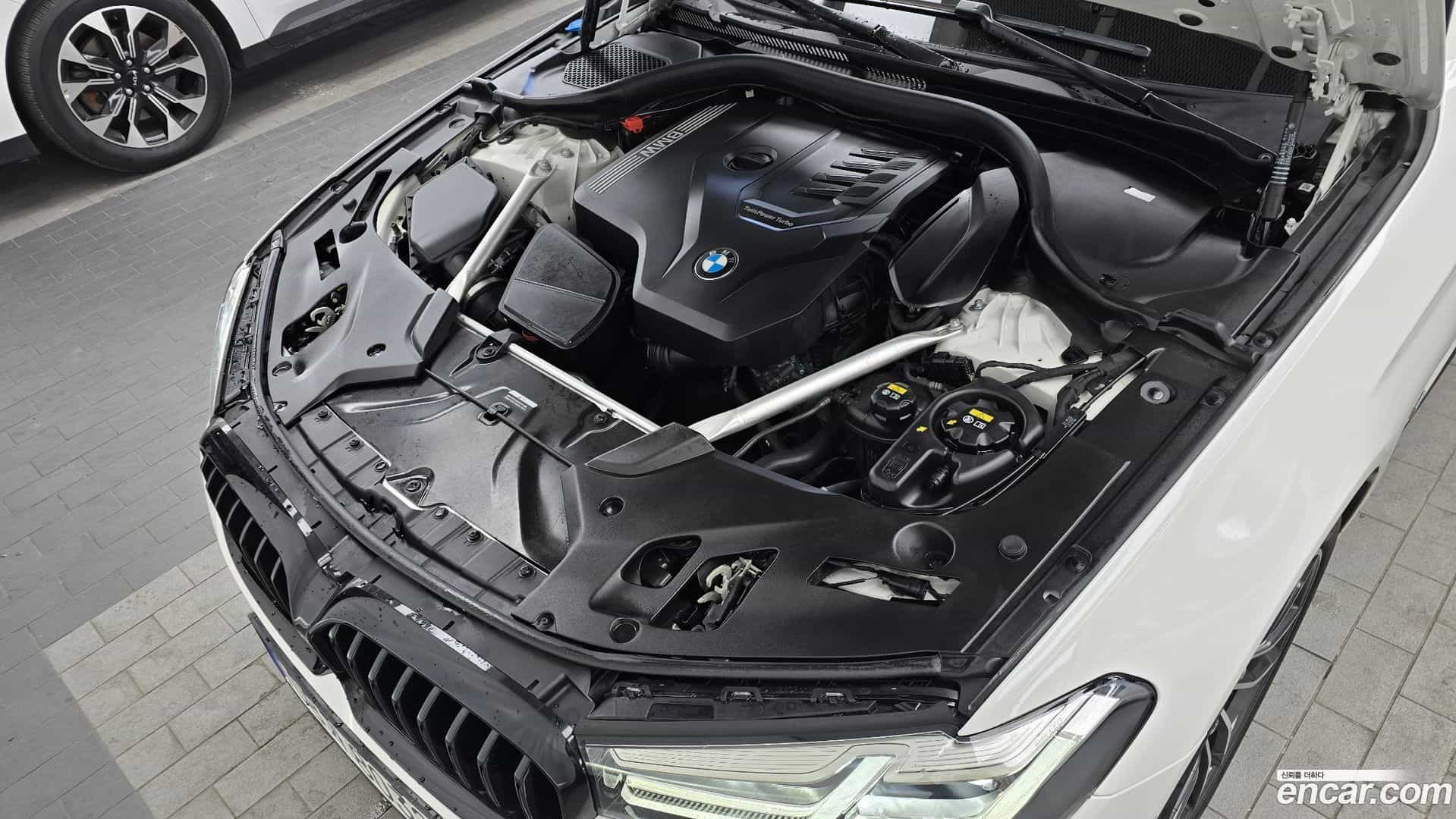 5-Series BMW 2022.9-INNER-006