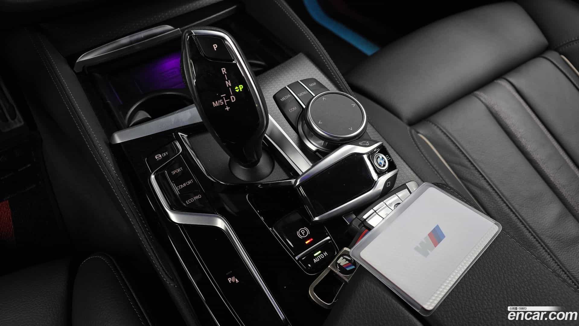 5-Series BMW 2022.9-INNER-009