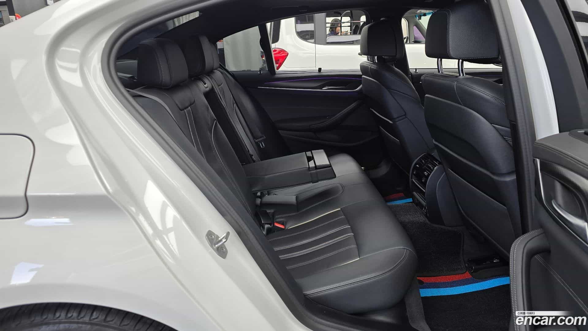 5-Series BMW 2022.9-OPTION-016