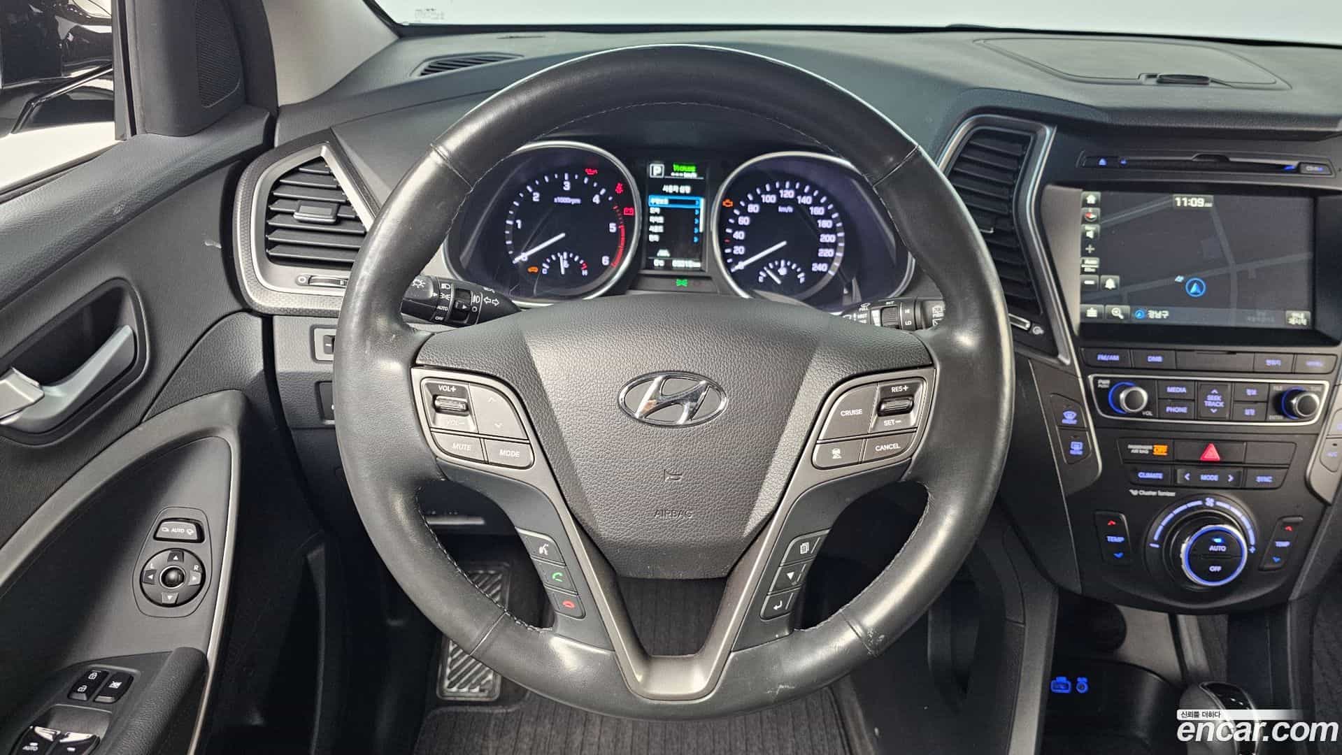 Santafe Hyundai 2017.7-OPTION-017