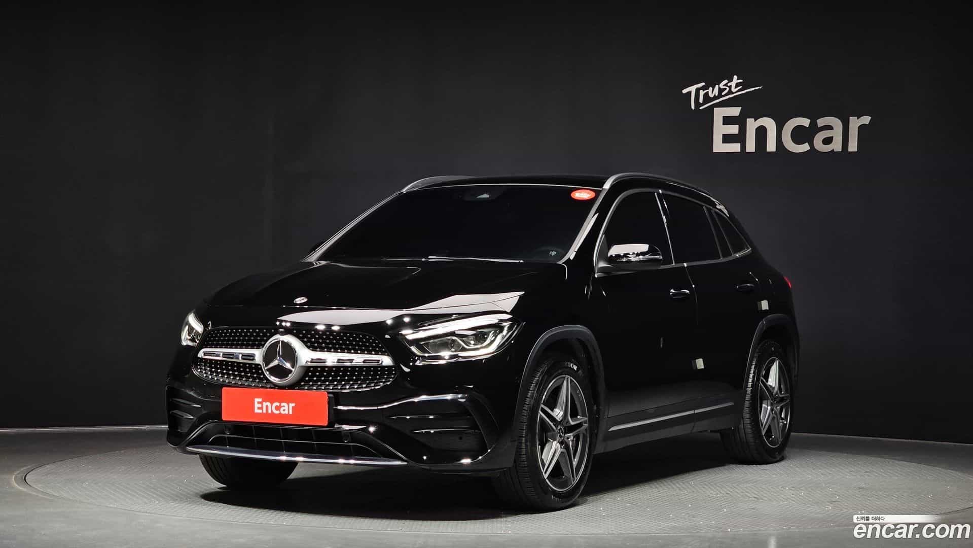 GLA-Class Mercedes-Benz 2020.9-OUTER-001