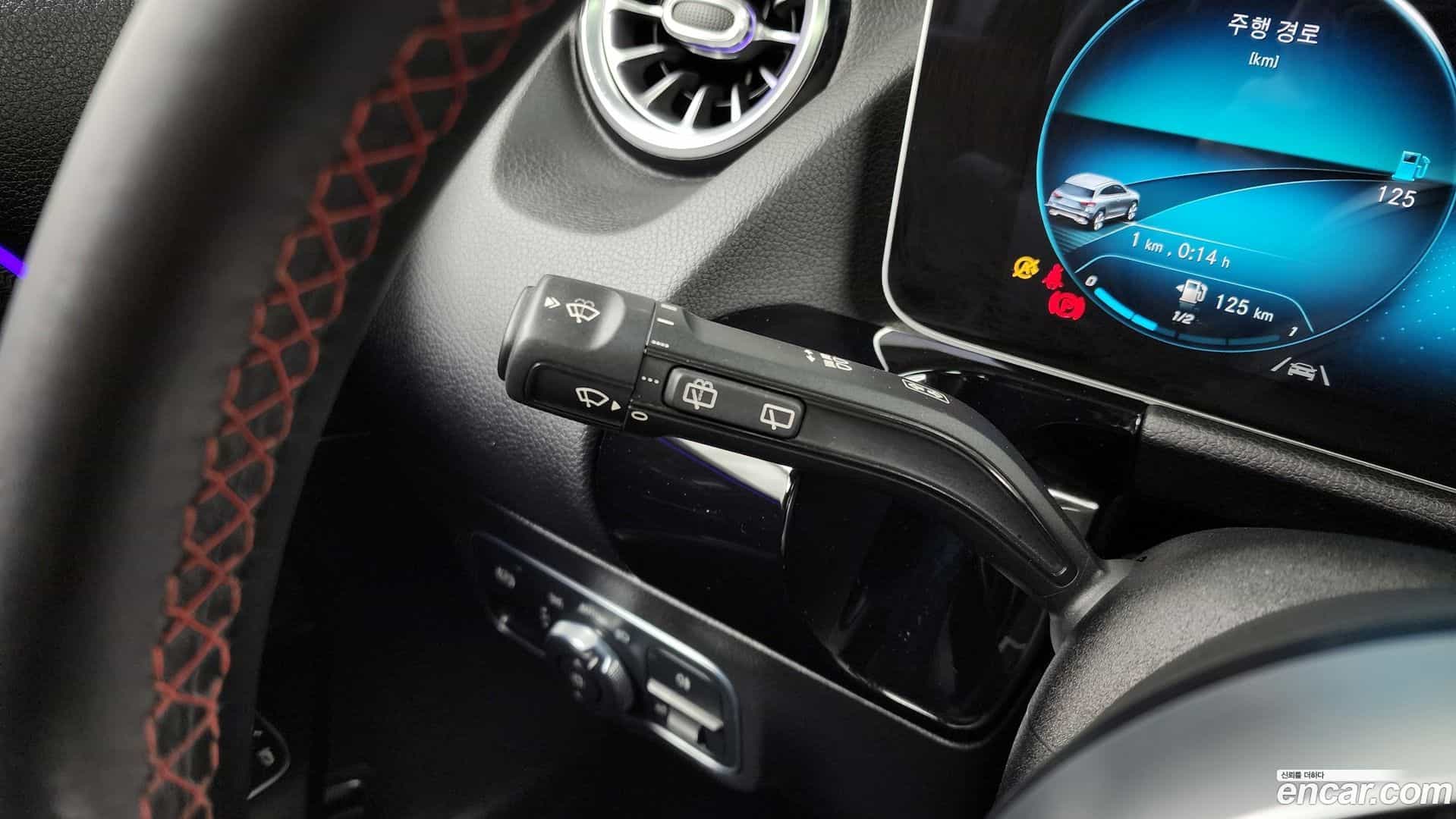 GLA-Class Mercedes-Benz 2020.9-OPTION-023