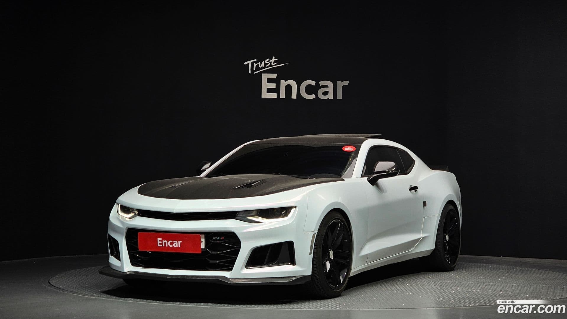 Main__Slider__Photo:Camaro Chevrolet 2016.9-0