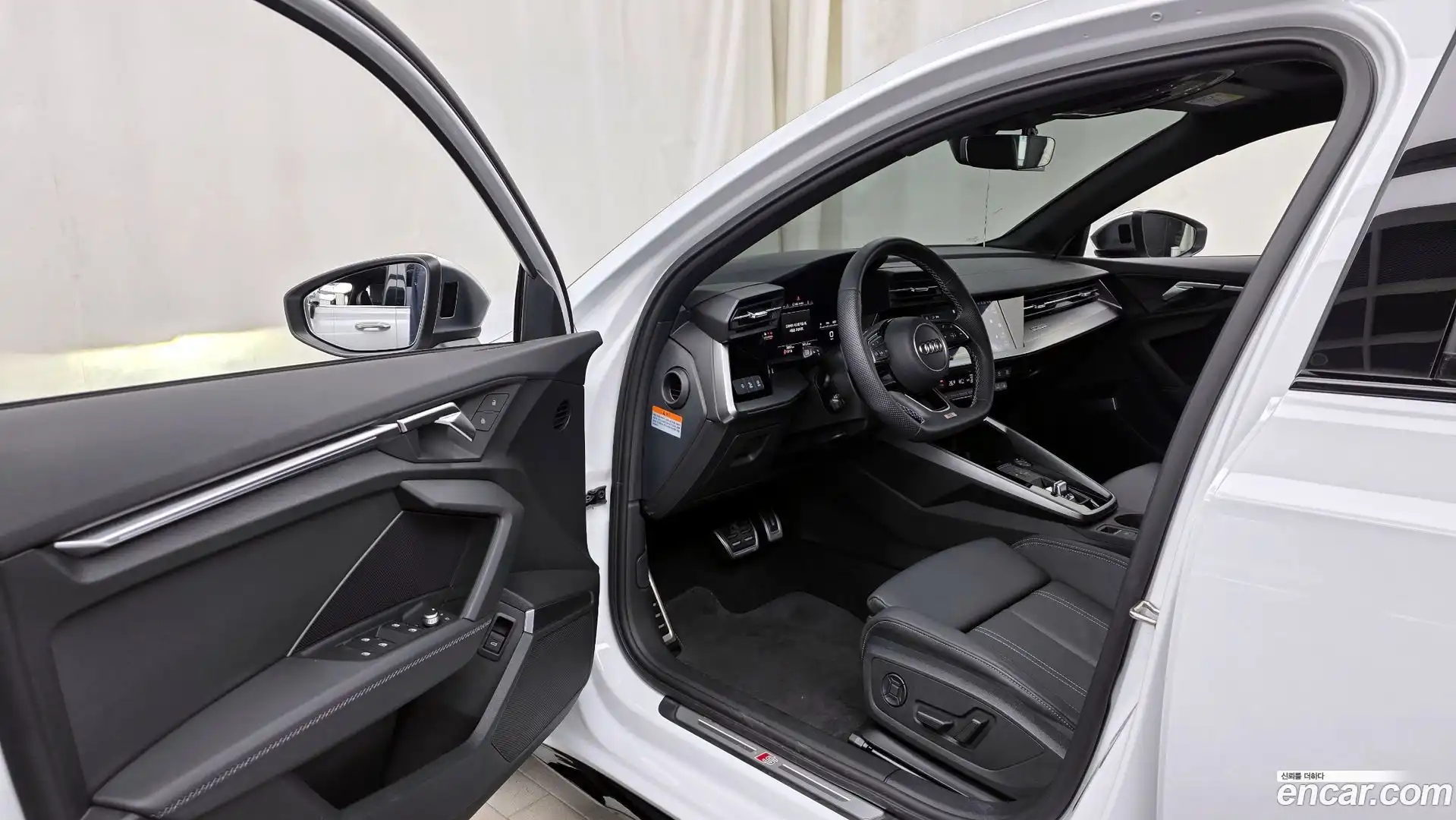 S3 Audi 2023.0-INNER-010