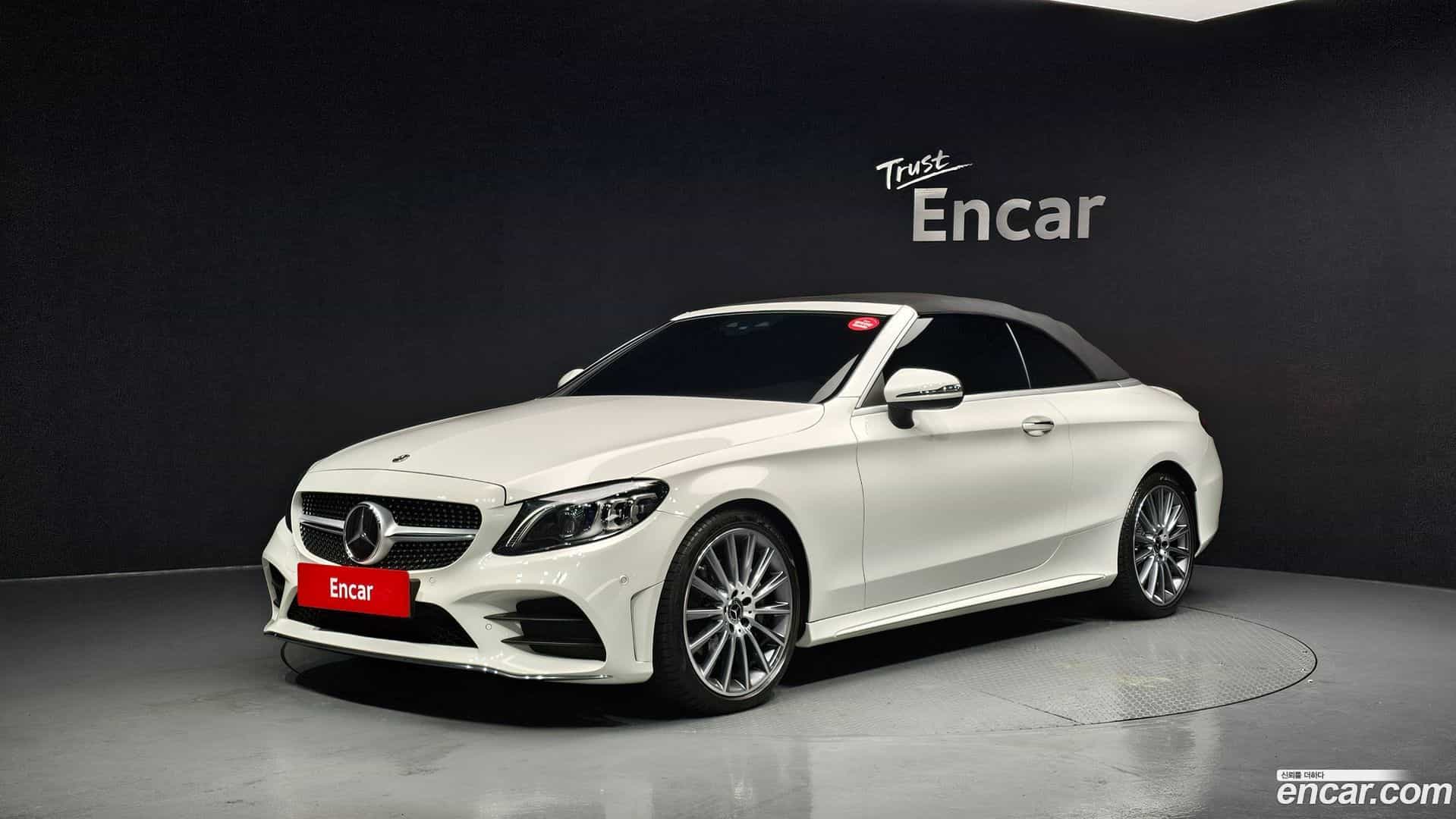 C-Class Mercedes-Benz 2022.8-OUTER-001