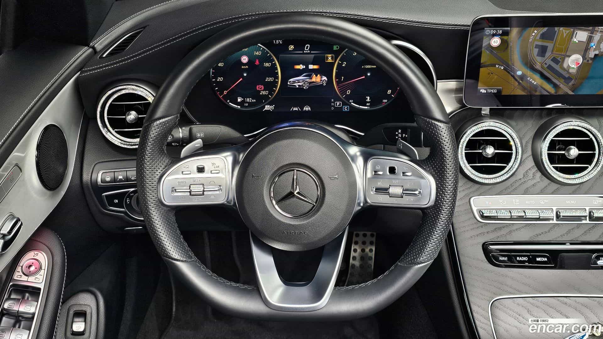 C-Class Mercedes-Benz 2022.8-OPTION-019