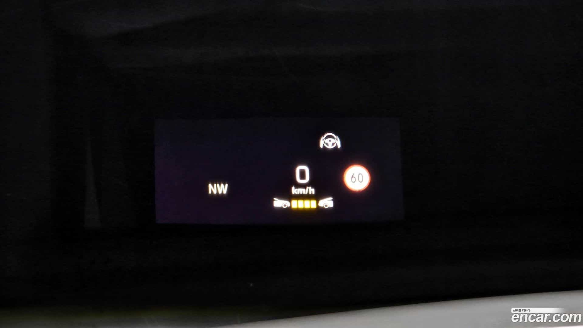C-Class Mercedes-Benz 2022.8-OPTION-020