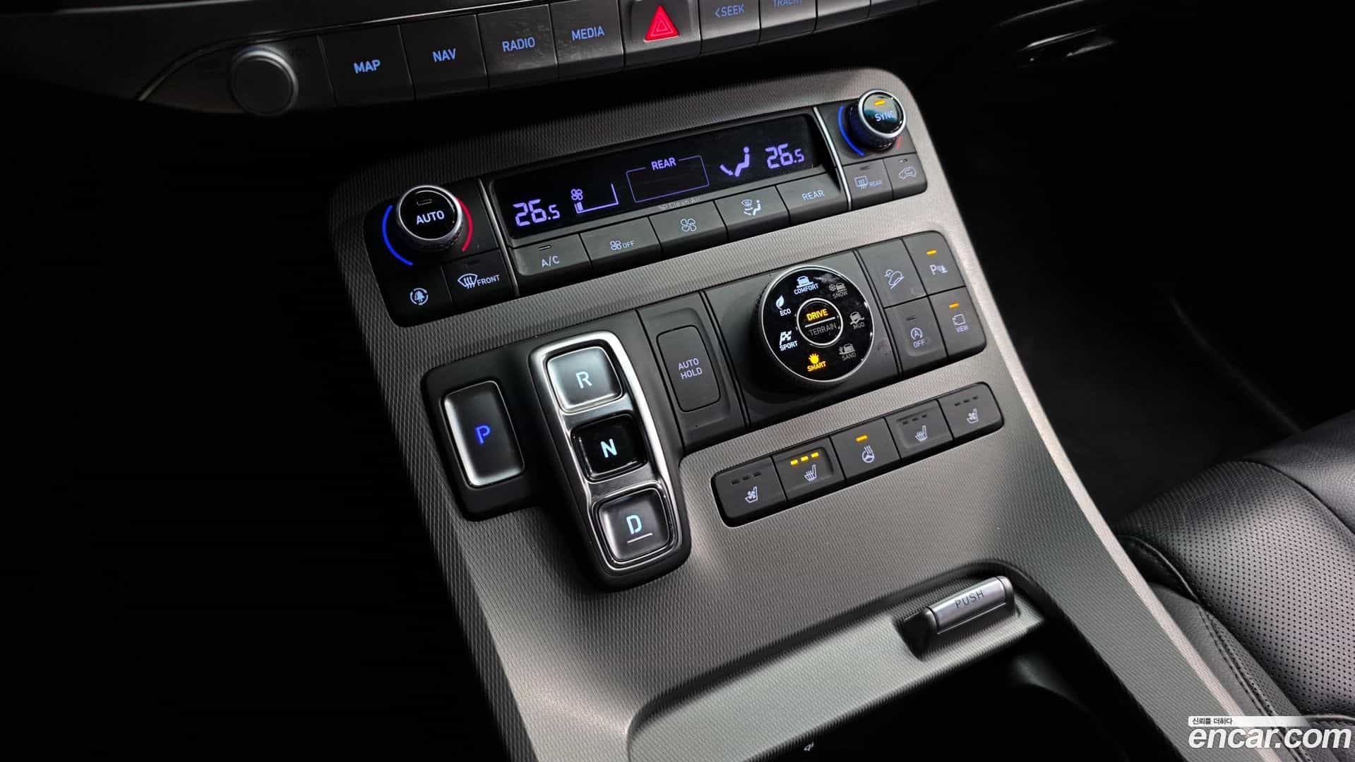 Palisade Hyundai 2020.3-INNER-009
