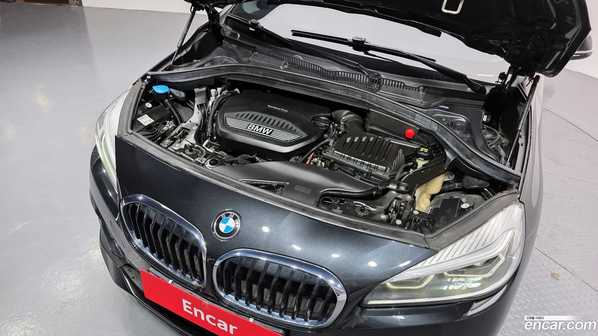 2-Series BMW 2021.5-INNER-006