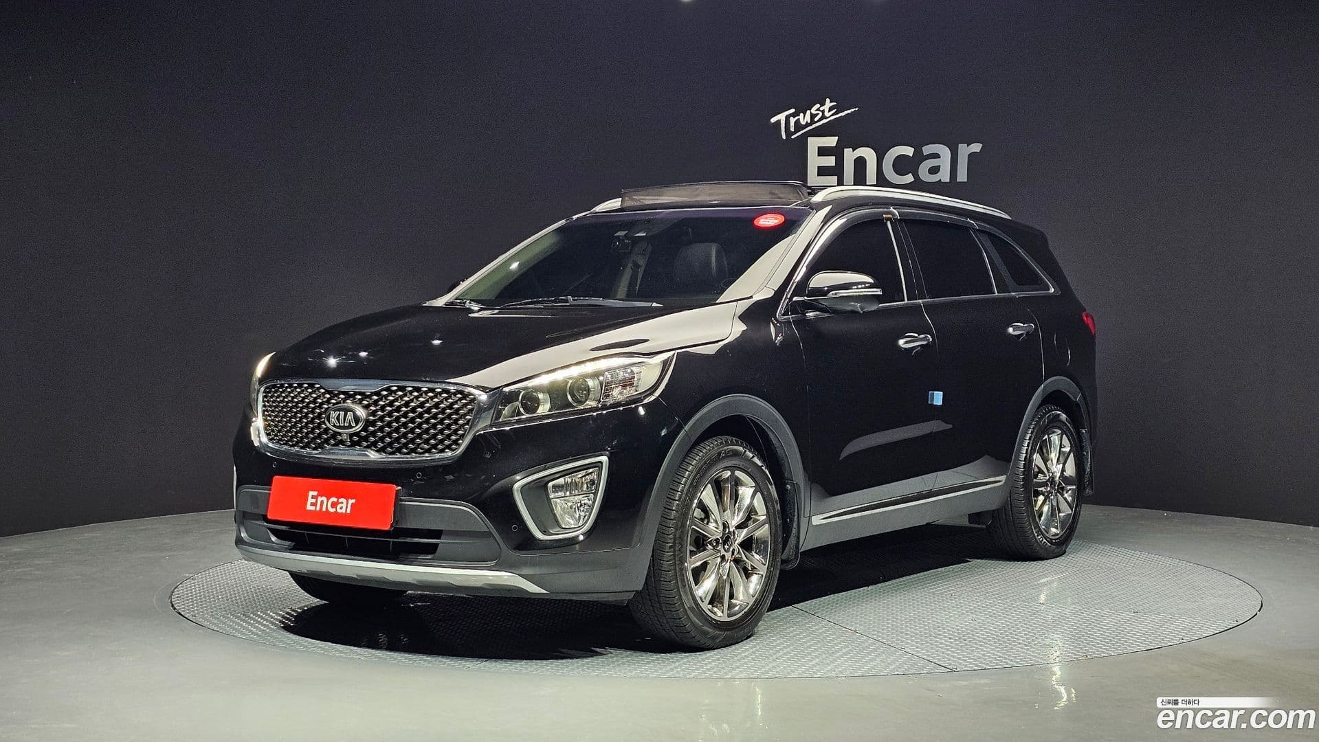 Main__Slider__Photo:Sorento Kia 2015.2-0