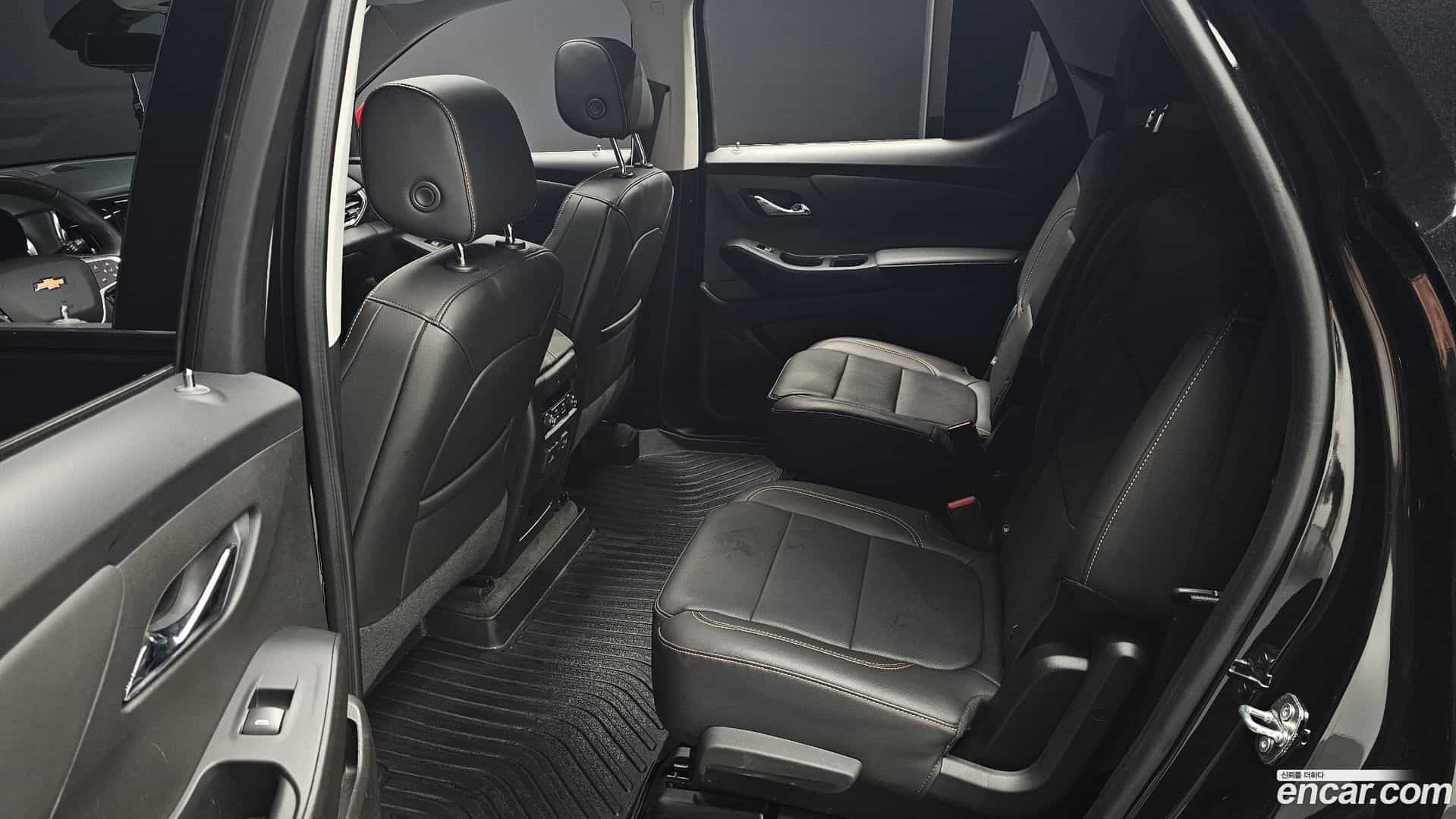 Traverse Chevrolet 2021.1-OPTION-016