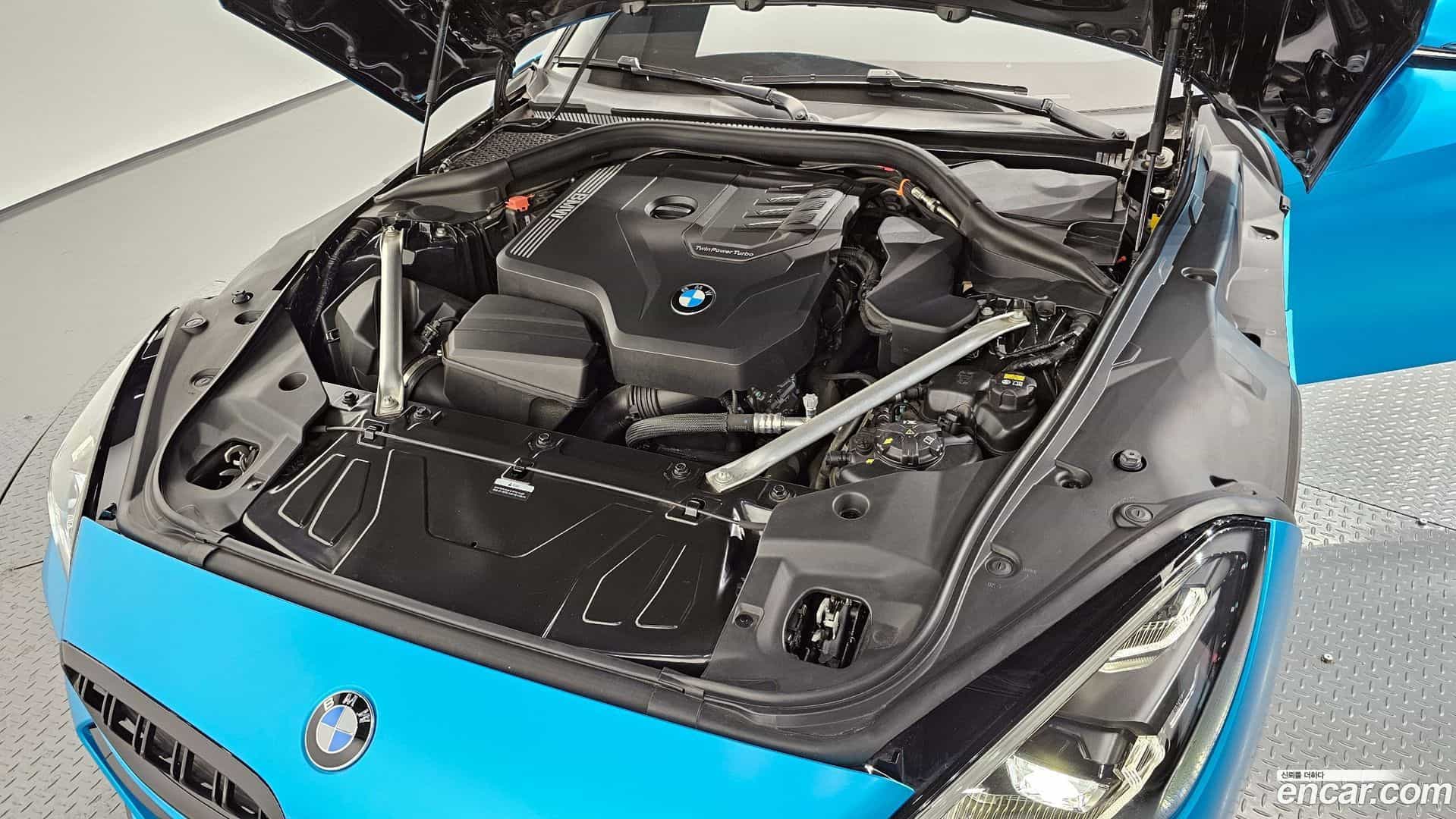 Z4 BMW 2021.2-INNER-006