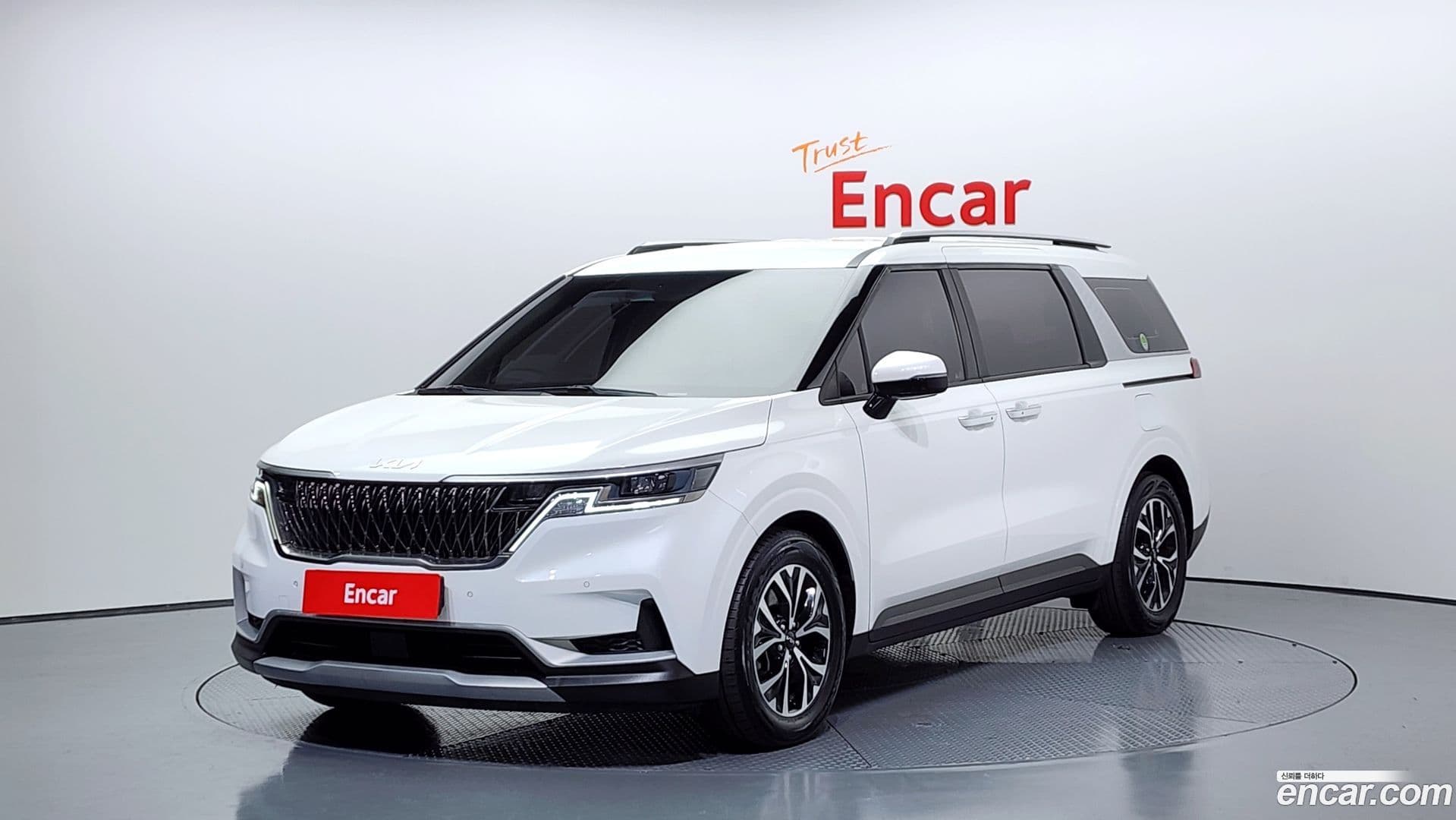 Main__Slider__Photo:Canival Kia 2021.11-0